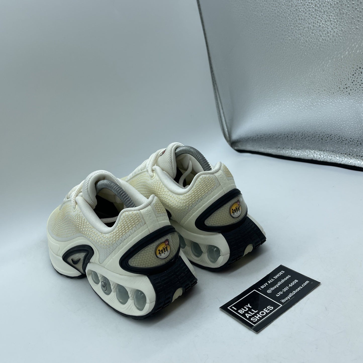 Size 9 - Nike Air Max DN Sail Black White Suede Leather (DV3337-100)