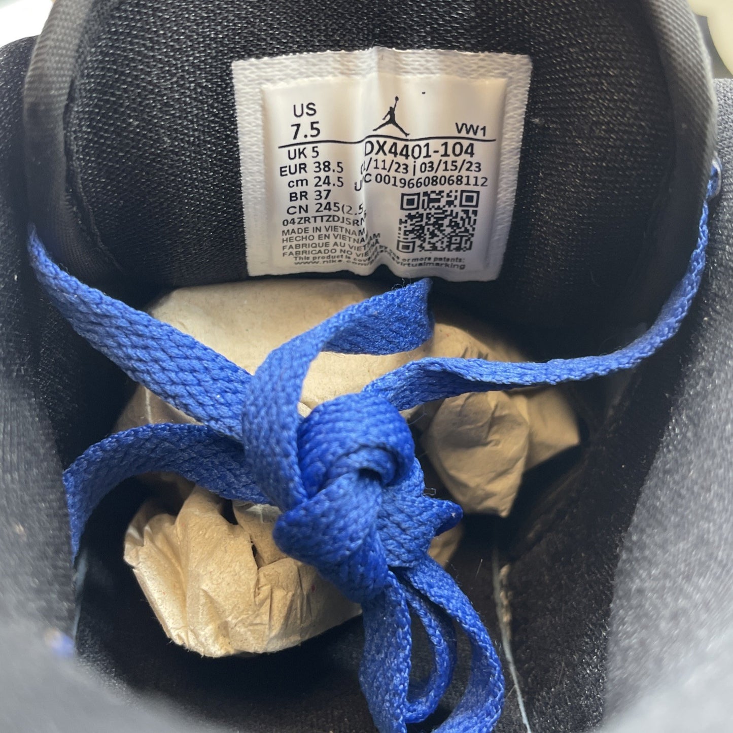 Size 7.5W - Air Jordan 2 Retro Low Varsity Royal (DX4401-104)