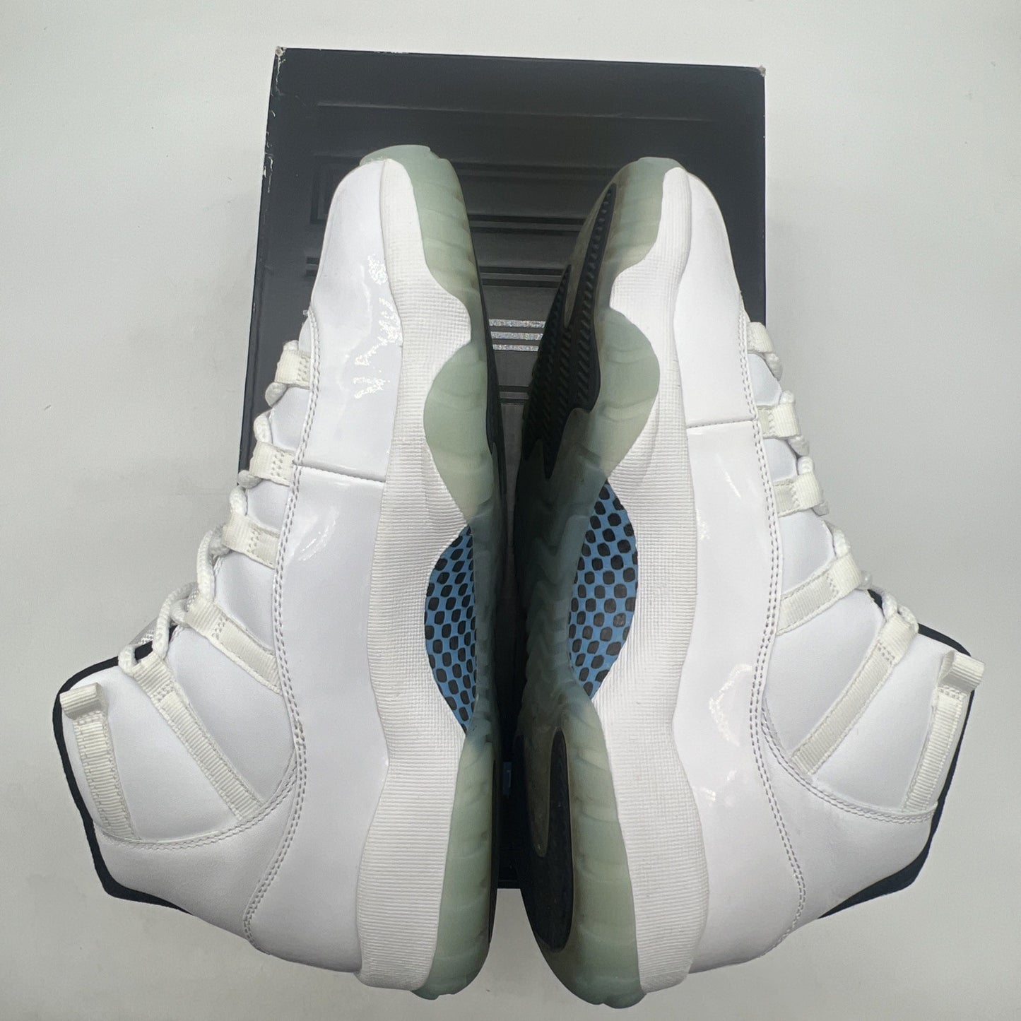 Size 10.5 - Air Jordan 11 Retro High Legend Blue (378037-117)