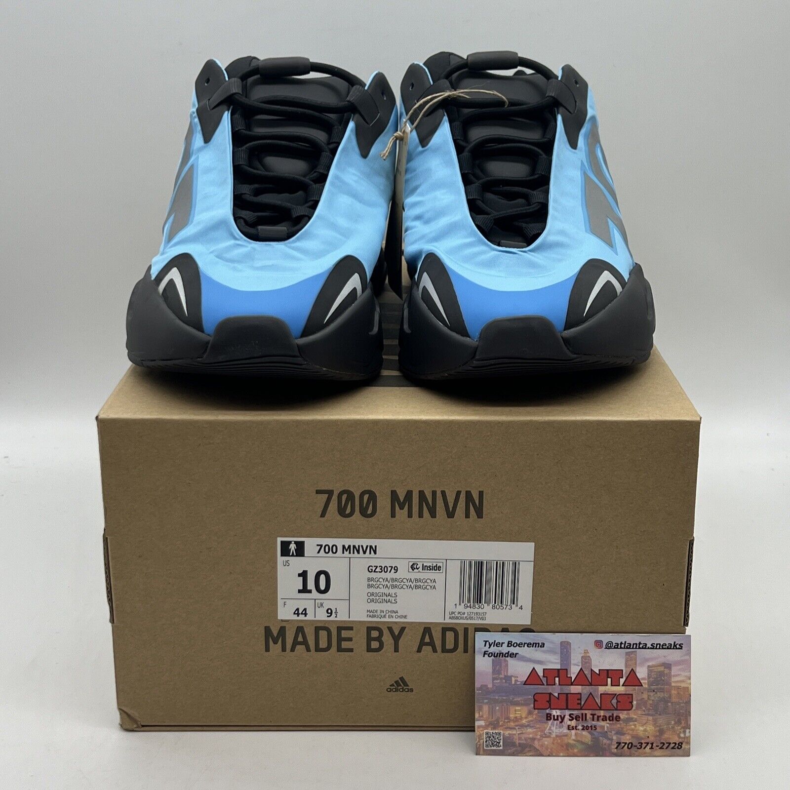 Size 10 - adidas Yeezy Boost 700 MNVN Bright Cyan Brand New Og All Black Blue