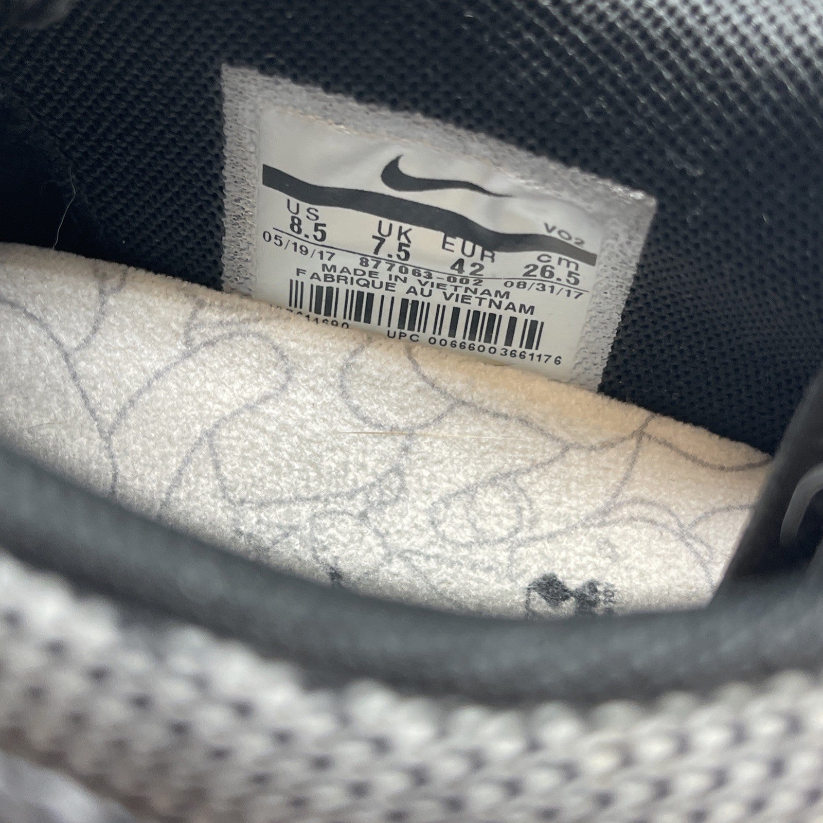 Size 8.5 - Medicom Toy x Nike SB Dunk Elite Low Black (877063-002)