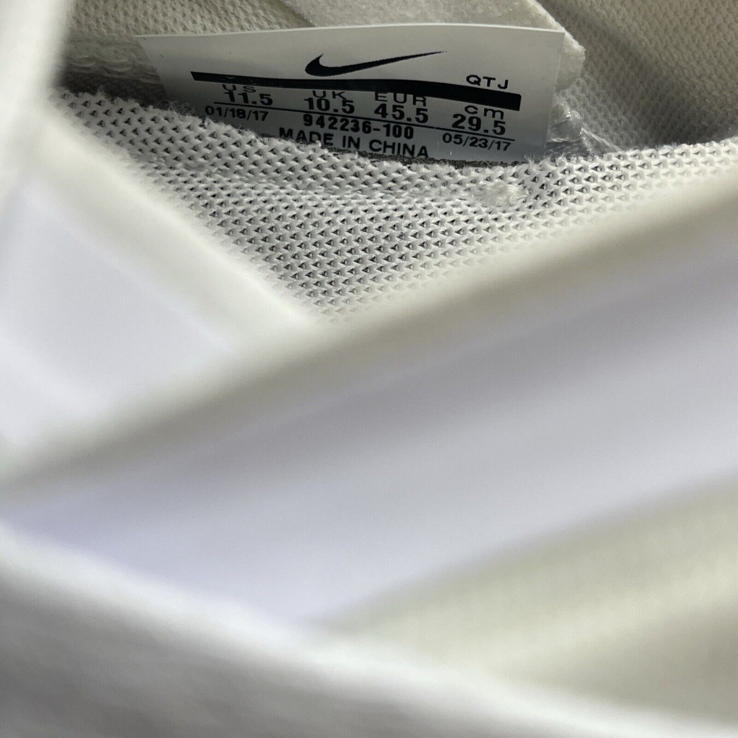 Size 11.5 - Nike Air Max Flair Triple White Suede Leather (942236-100)