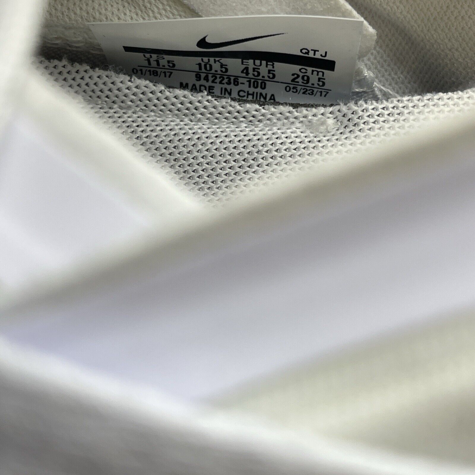 Size 11.5 - Nike Air Max Flair Triple White Suede Leather (942236-100)