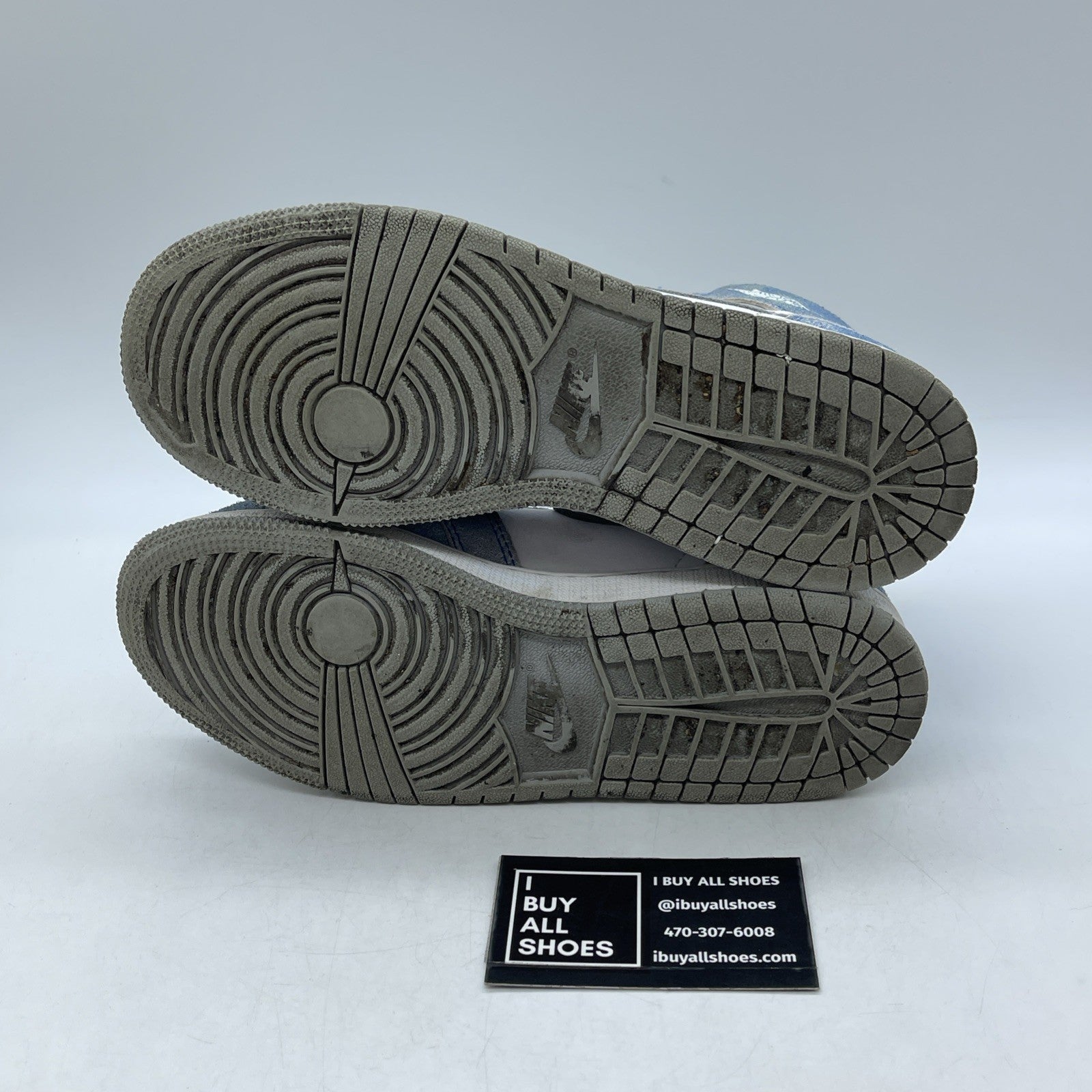 Size 5Y (GS) - Jordan 1 Retro OG High Hyper Royal Grey Suede (575441-402)