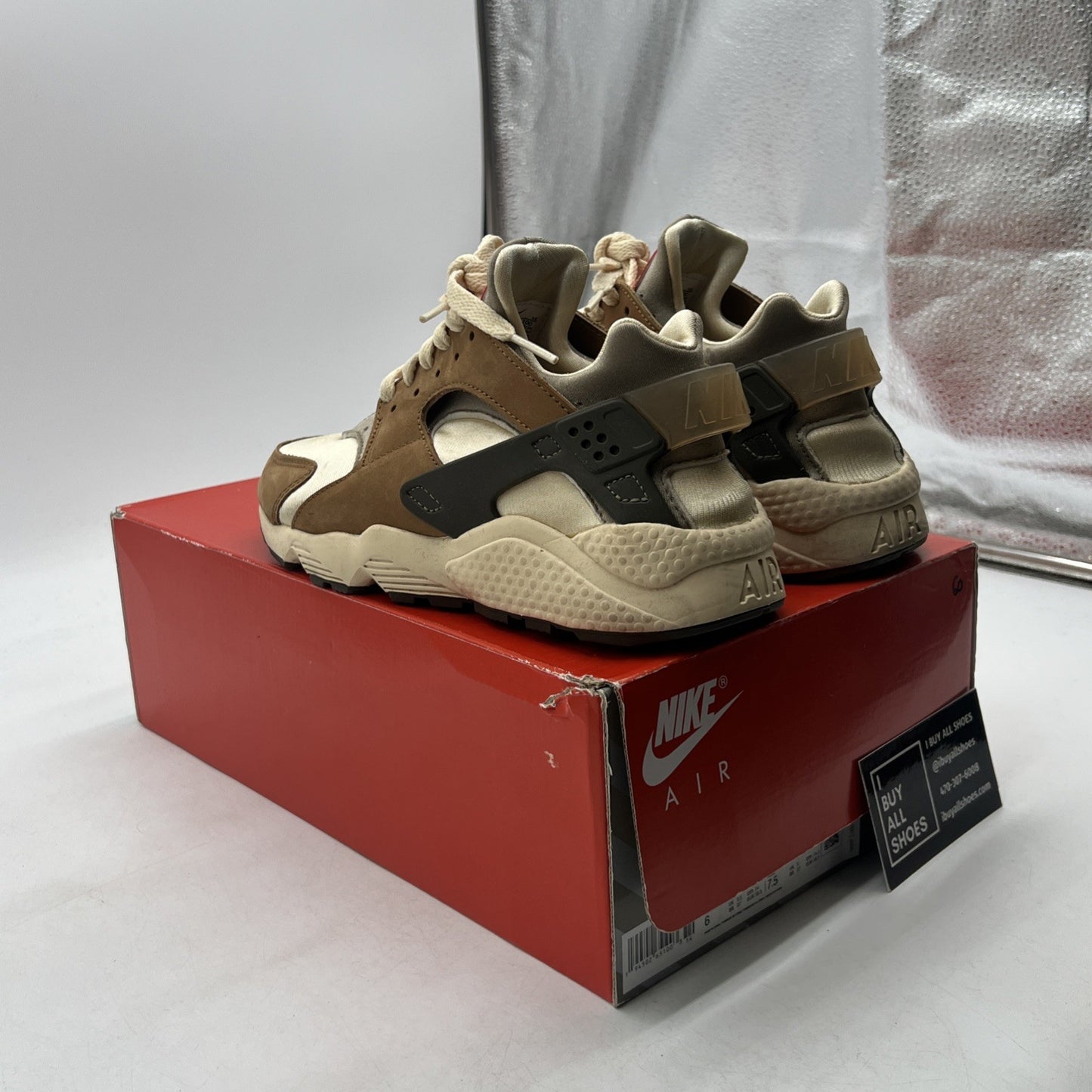 Size 6 - Nike Stussy x Air Huarache LE 2021 Desert Oak (DD1381-200)