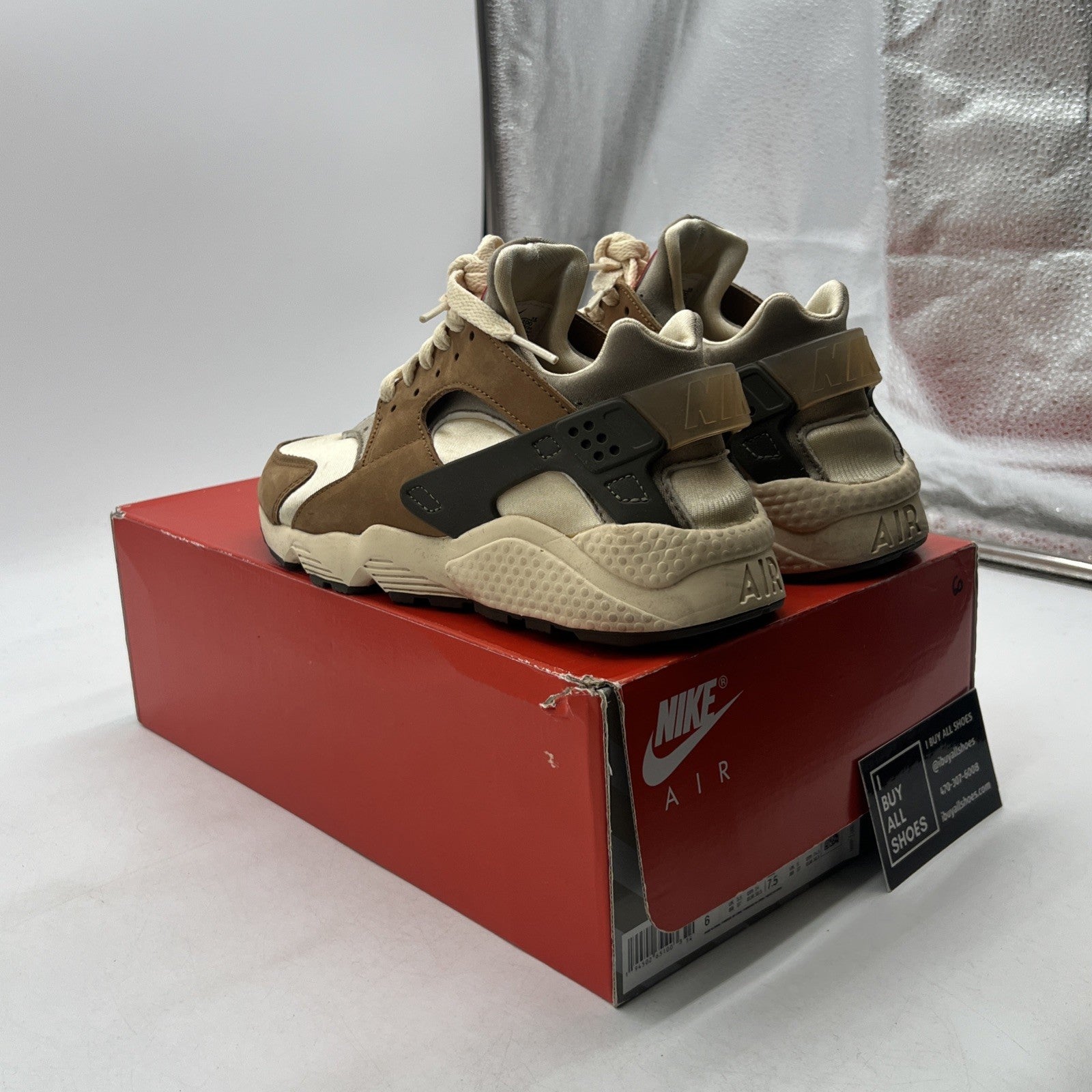 Size 6 - Nike Stussy x Air Huarache LE 2021 Desert Oak (DD1381-200)