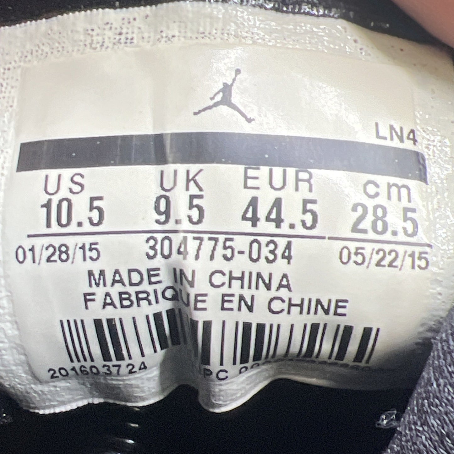 Size 10.5 - Air Jordan 7 Retro Bordeaux 2015 (304775-034)