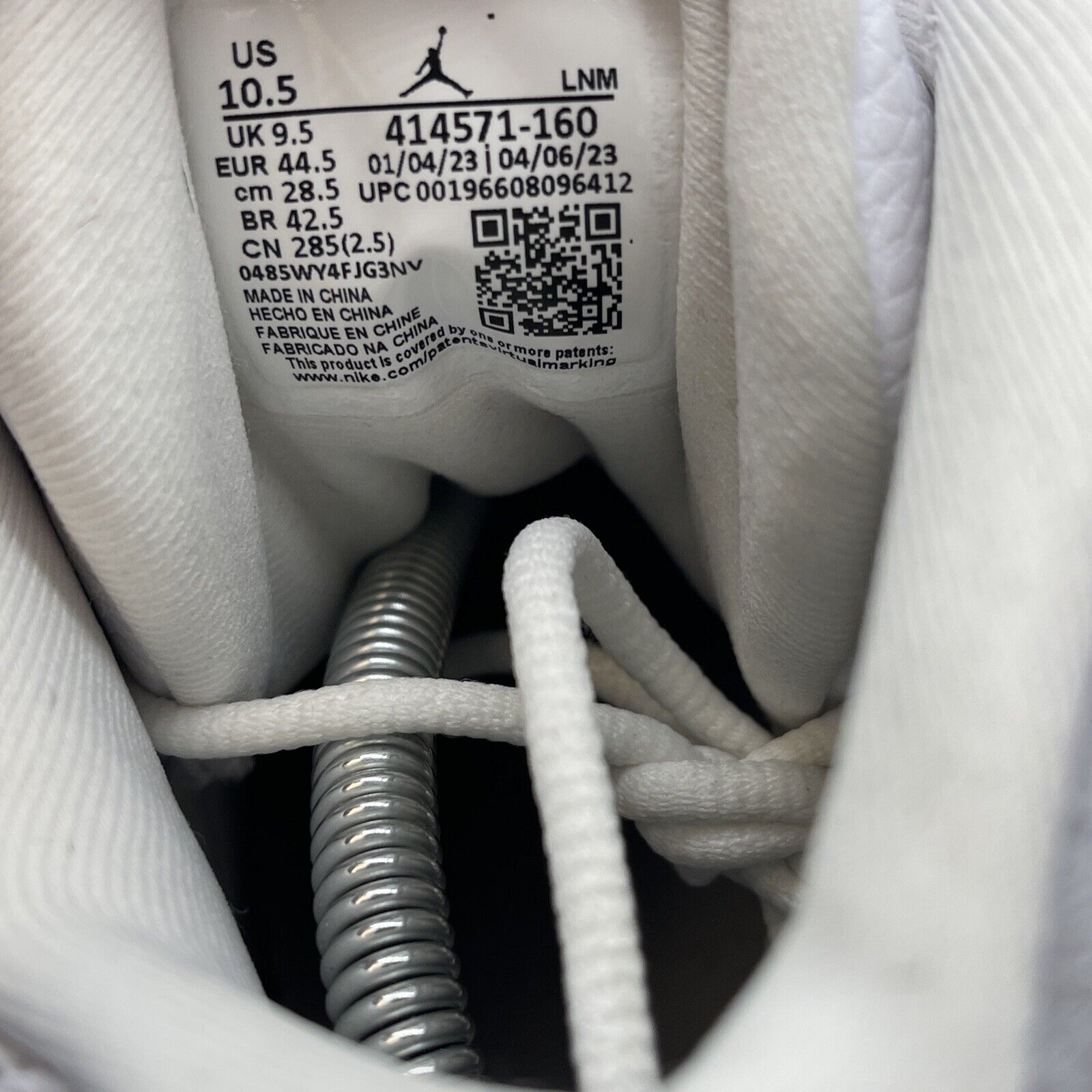 Size 10.5 - Air Jordan 13 Retro White Wolf Grey Suede Leather (414571-160)