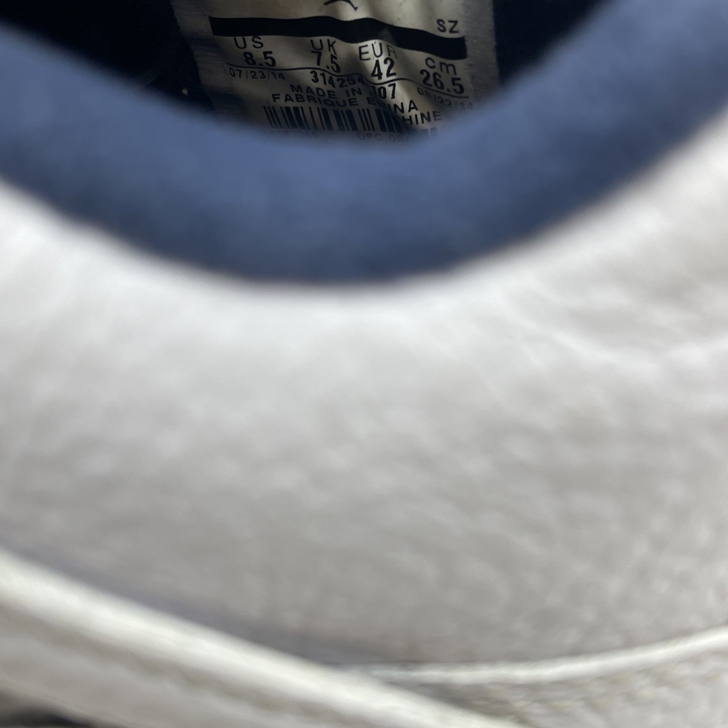 Size 8.5 - Air Jordan 4 Retro LS Columbia (314254-107)