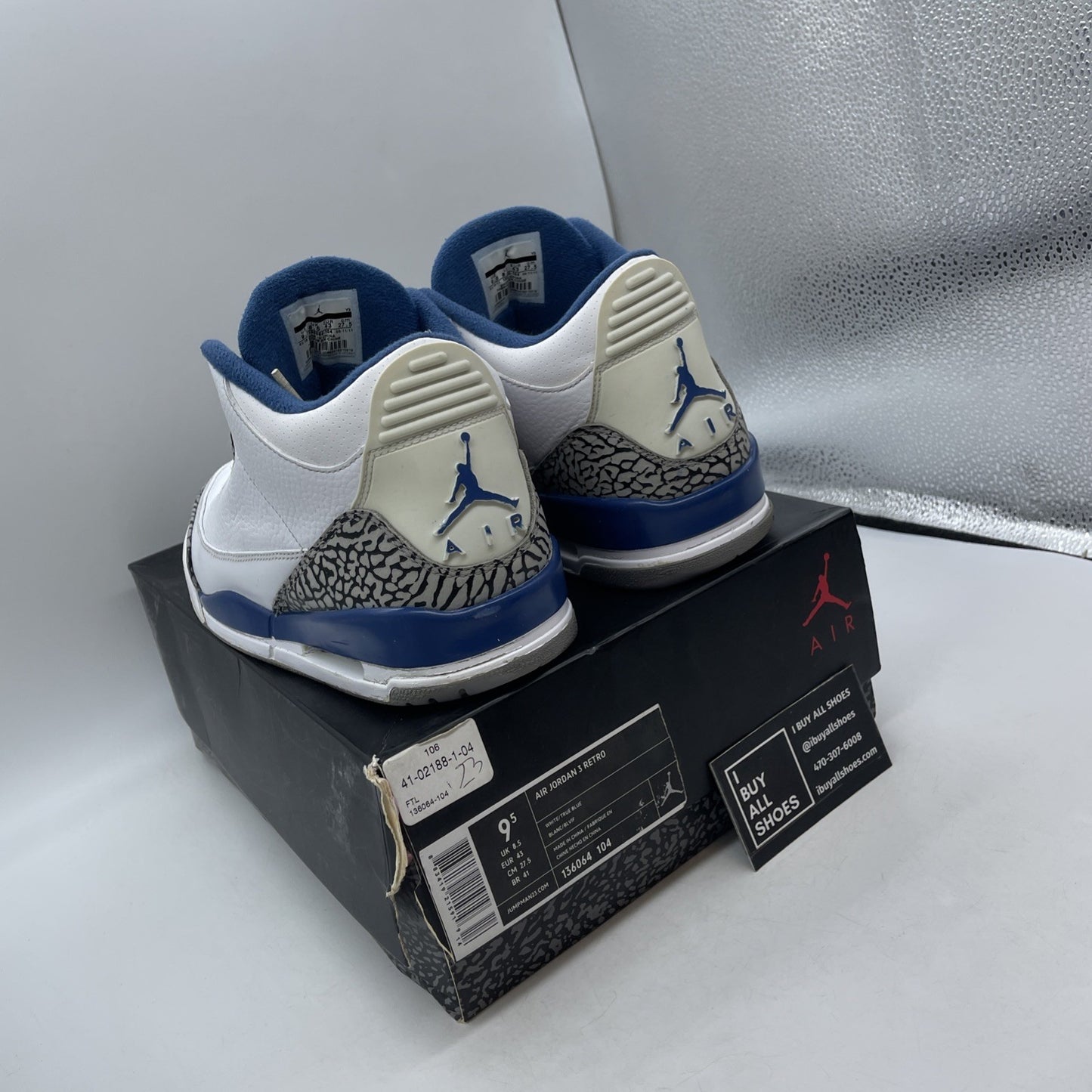 Size 9.5 - Air Jordan 3 Retro 2011 True Blue (136064-104)