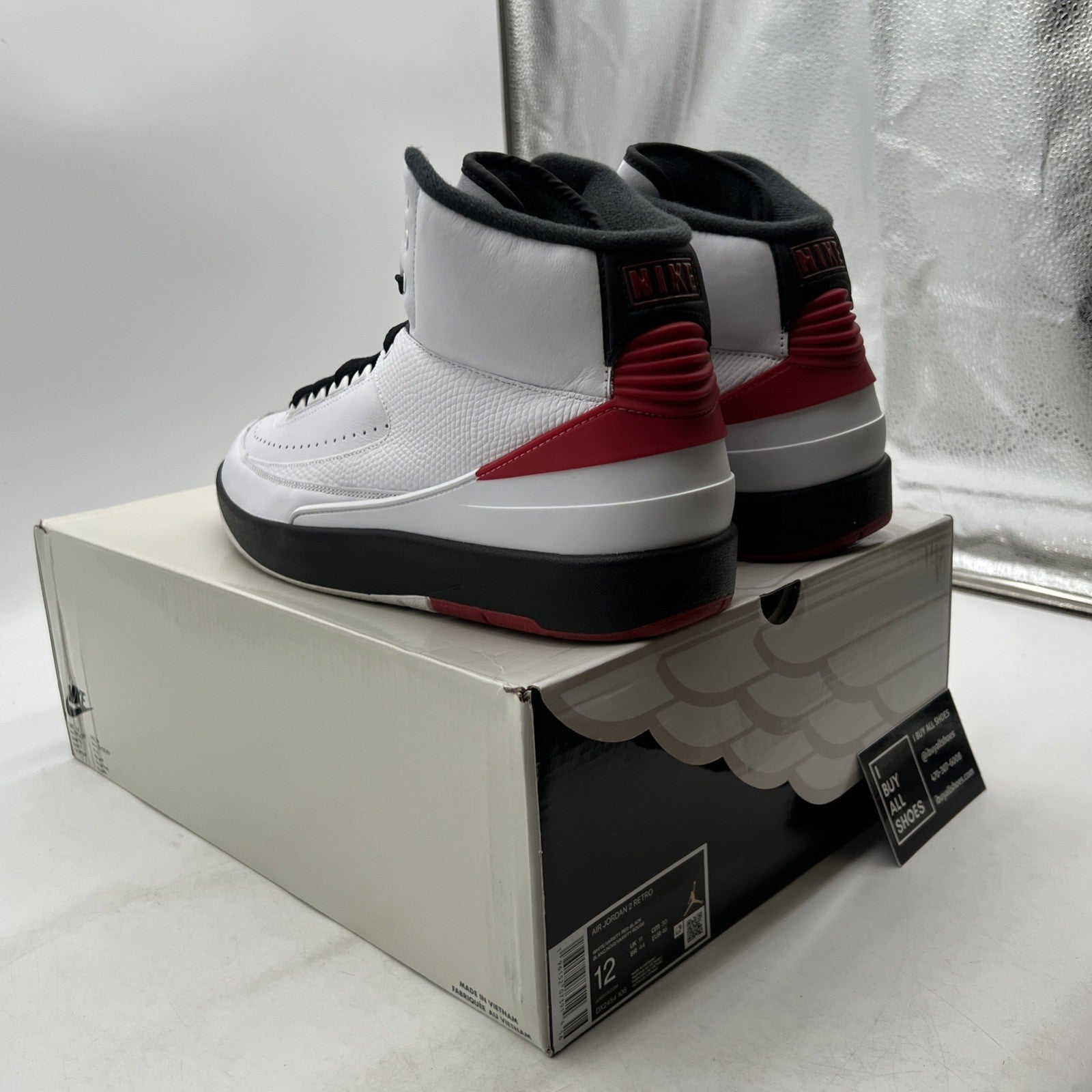 Size 12 - Air Jordan 2 Retro Mid Chicago (DX2454-106)