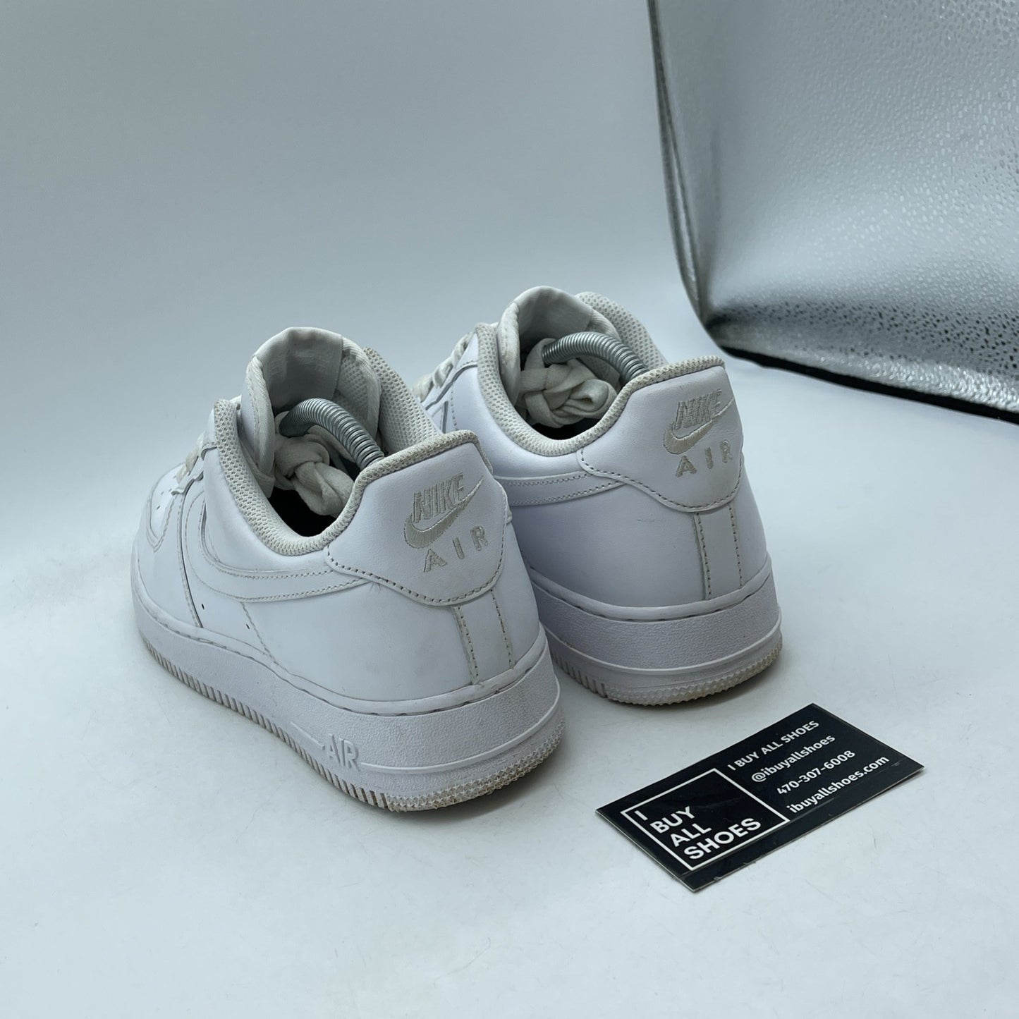 Size 9 - Nike Air Force 1 '07 Low Triple White Leather (CW2288-111)