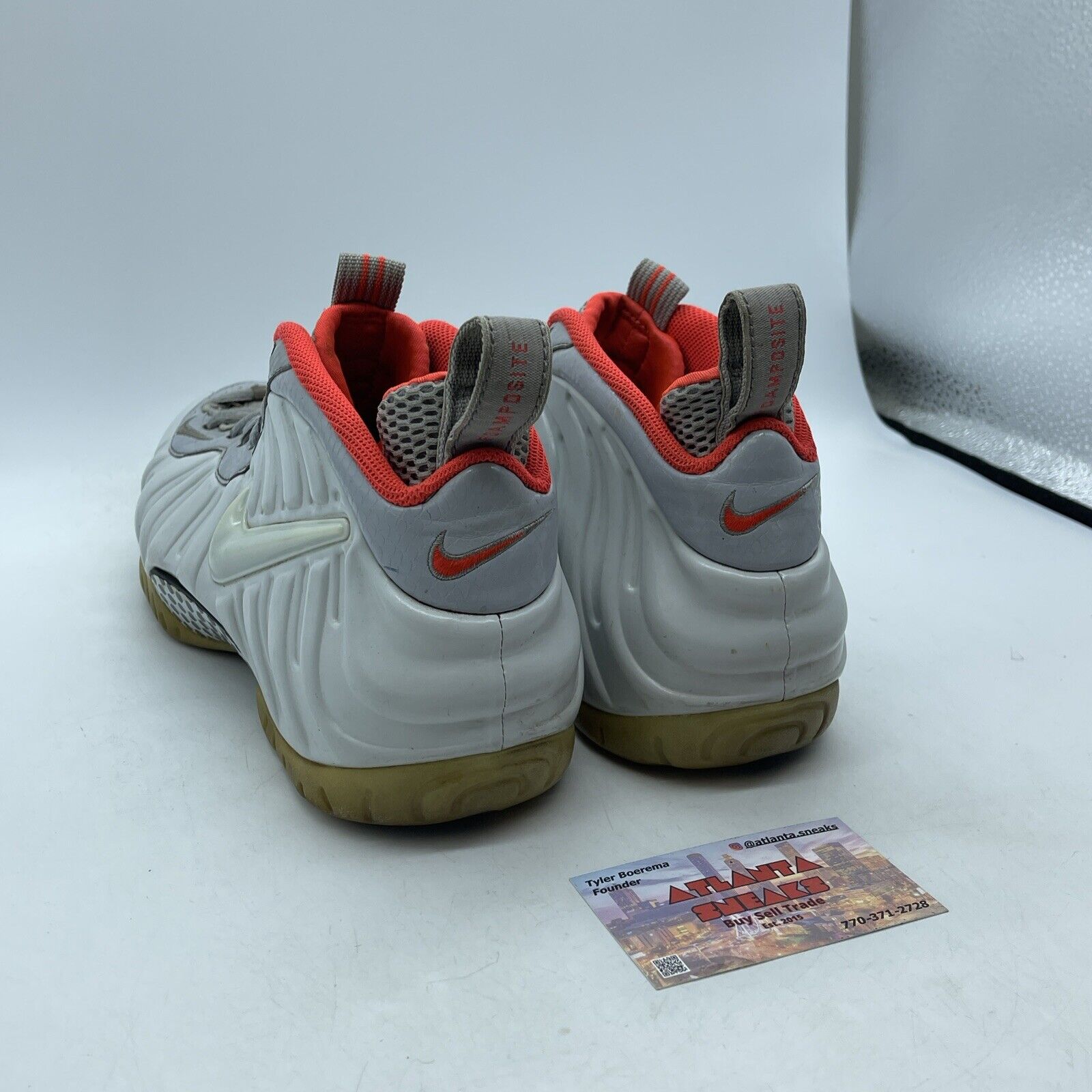 Size 8.5 - Nike Air Foamposite Pro Premium Pure Platinum Leather (616750-003)