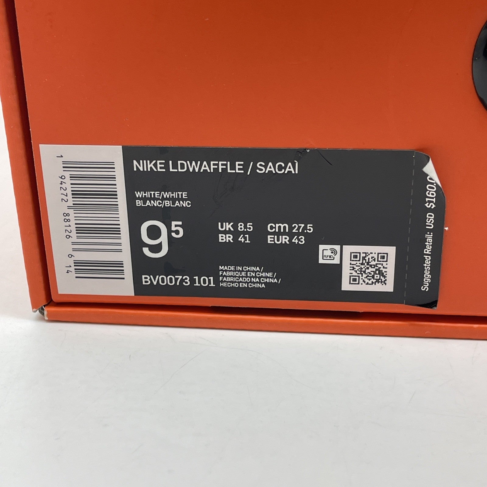 Size 9.5 - Nike sacai x LDWaffle White Nylon Grey White Suede (BV0073-101)