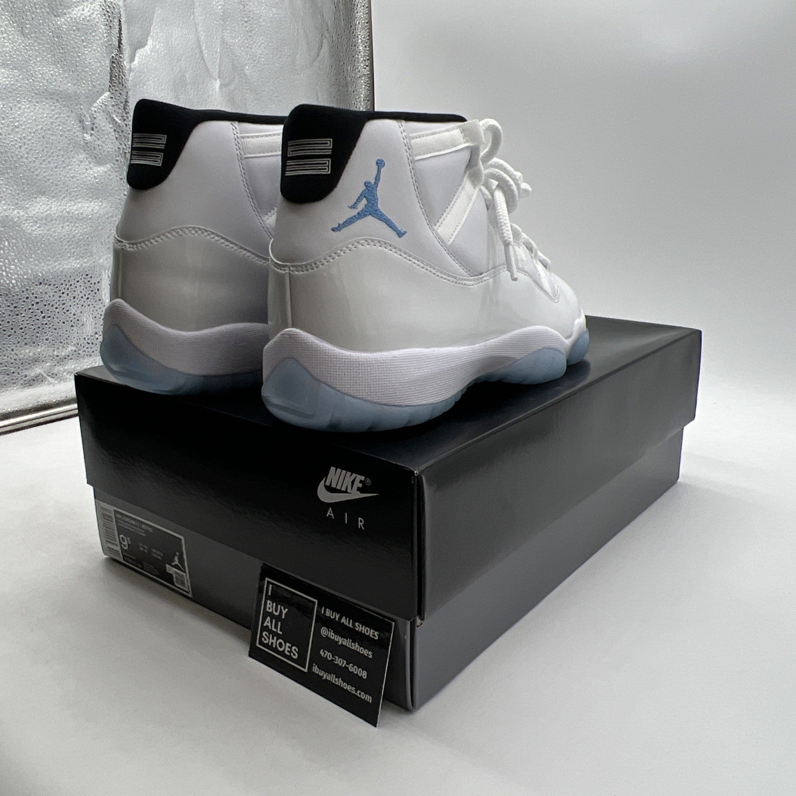 Size 9.5 - Air Jordan 11 Retro 2024 Legend Blue / Columbia (CT8012-104)