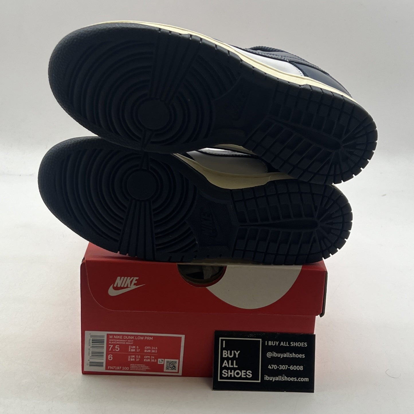 Size 7.5 - Nike Dunk Premium Low Vintage Navy W (FN7197-100)