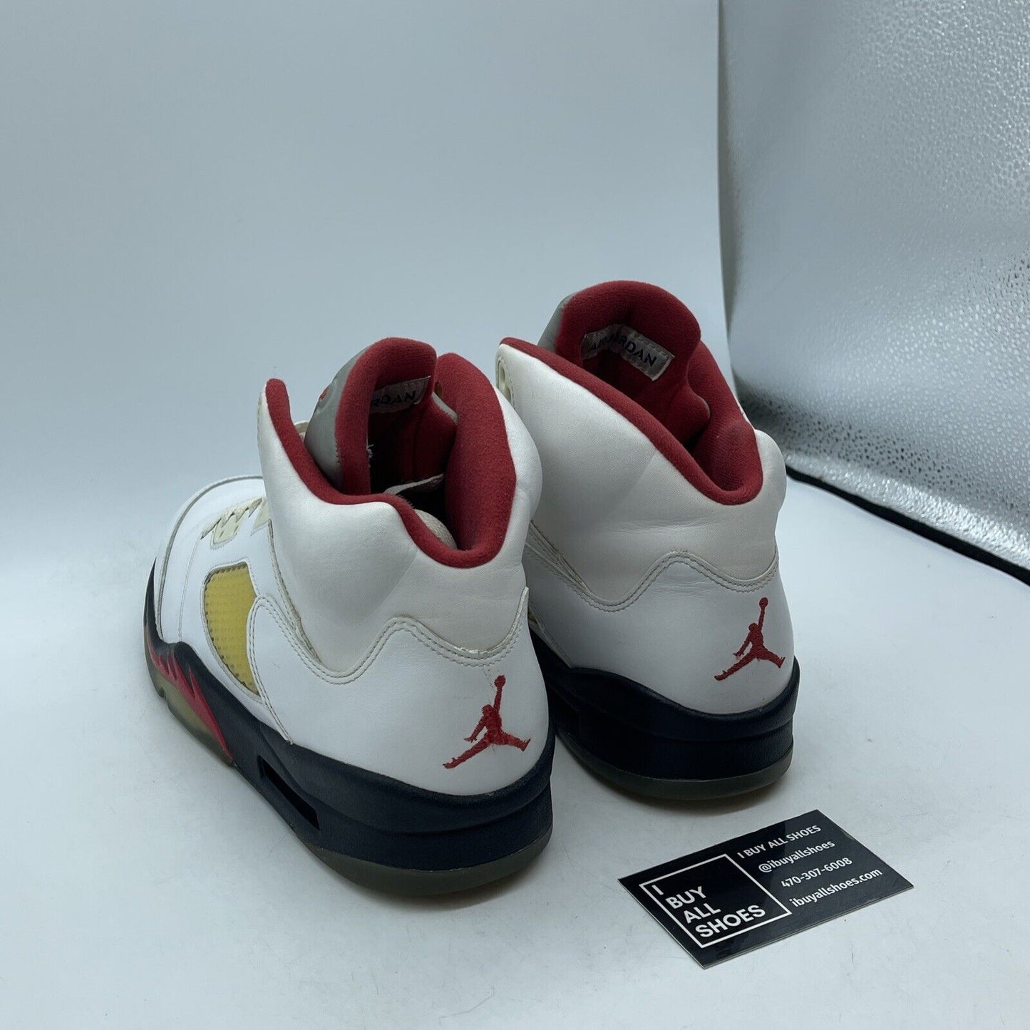 Size 10 - Air Jordan 5 Retro 2013 Fire Red Black White Leather (136027-100)