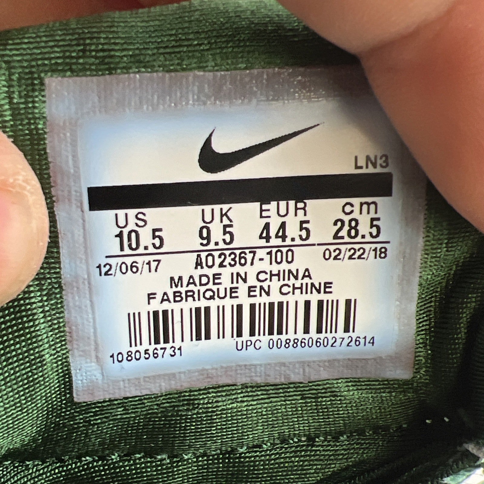 Size 10.5 - Nike Air Zoom Generation Retro QS SVSM (AO2367-100)