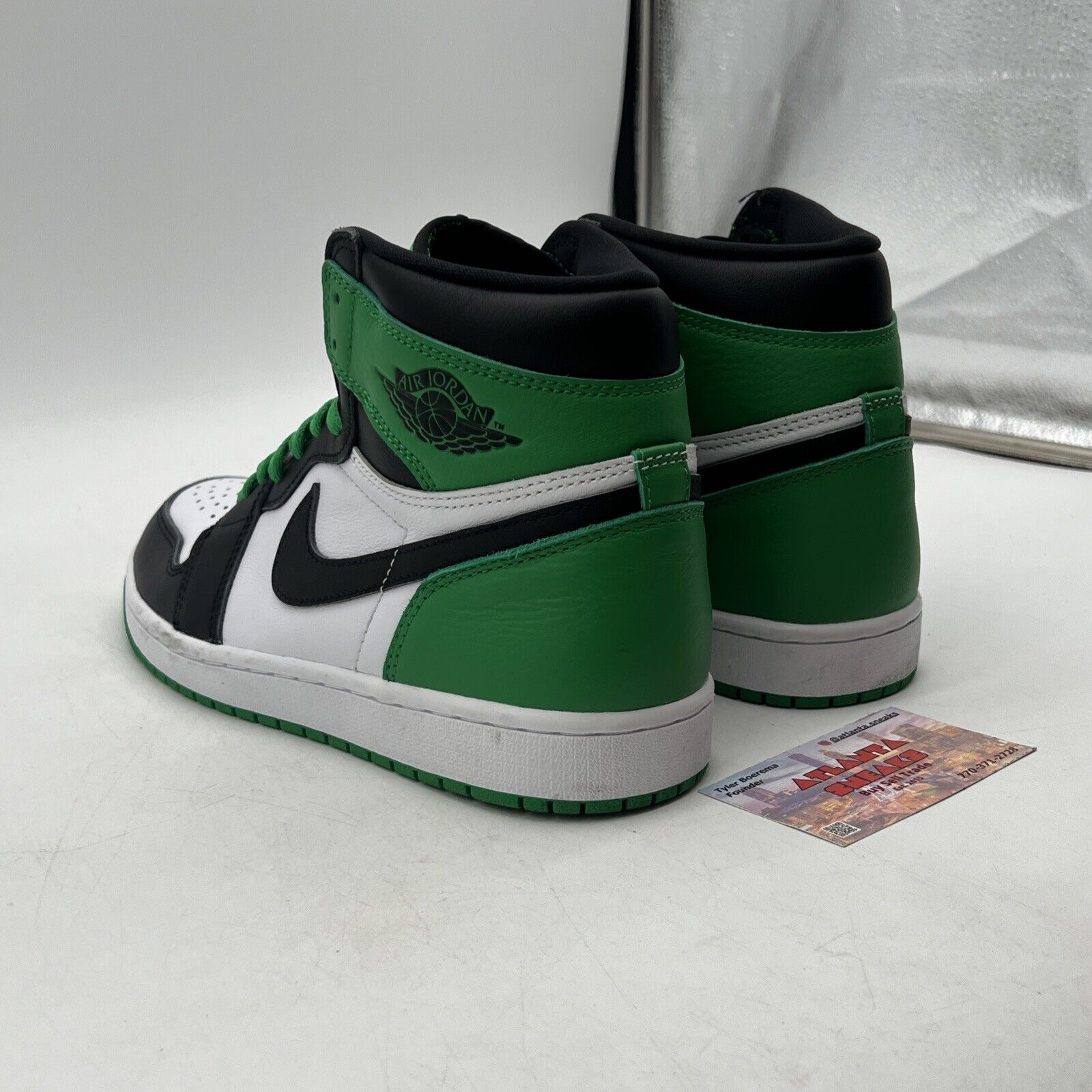 Size 9.5 - Air Jordan 1 Retro OG High Lucky Green Black White (DZ5485-031)