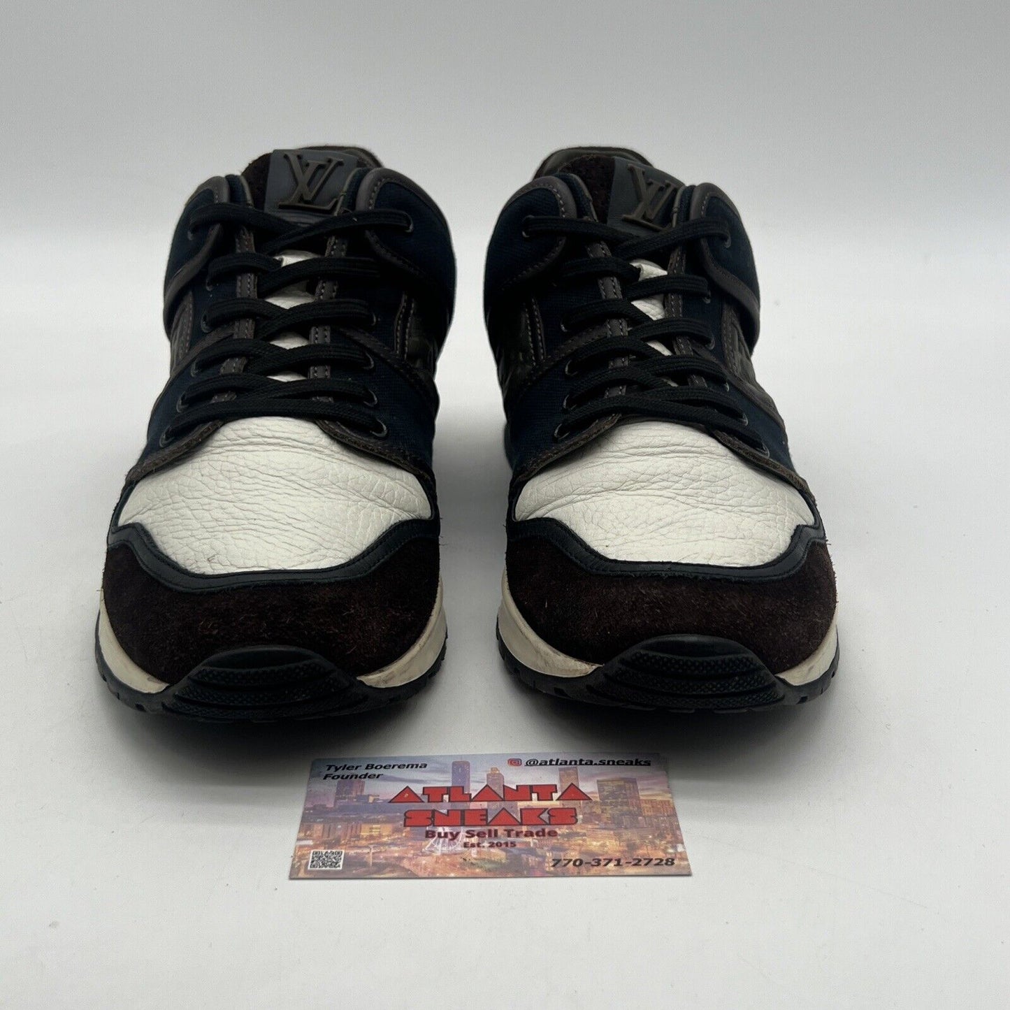 Size 9.5 - LOUIS VUITTON LOW TOP SNEAKER MONOGRAM Brown (GO0122)