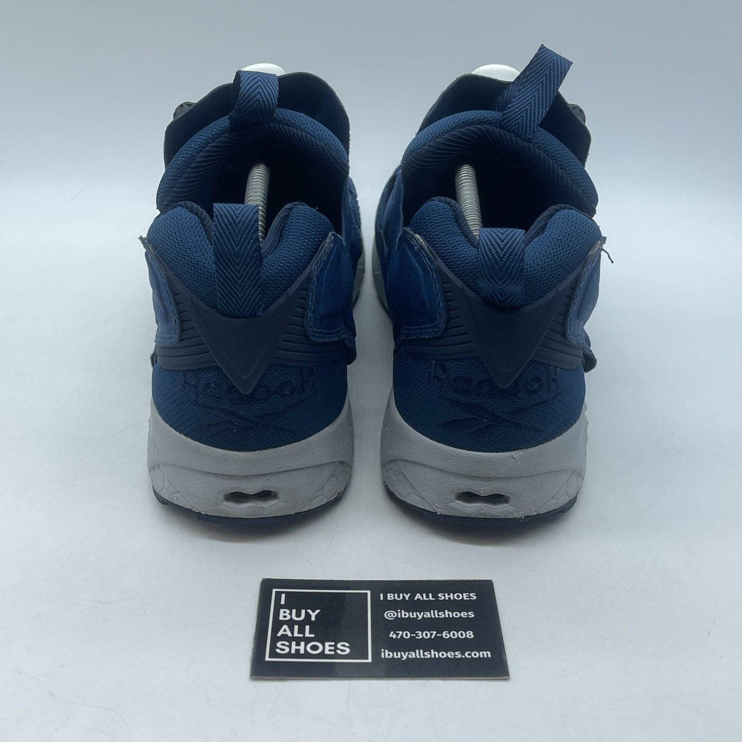 Size 11.5 - Reebok Low-Cut Sneakers Nvy Blue Grey Suede (V65752)
