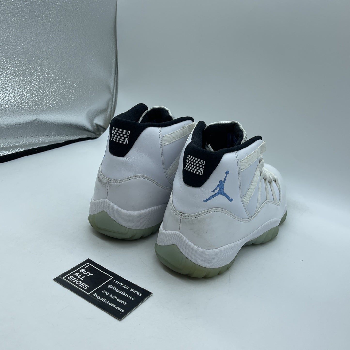 Size 9.5 - Air Jordan 11 Retro High Legend Blue (378037-117)