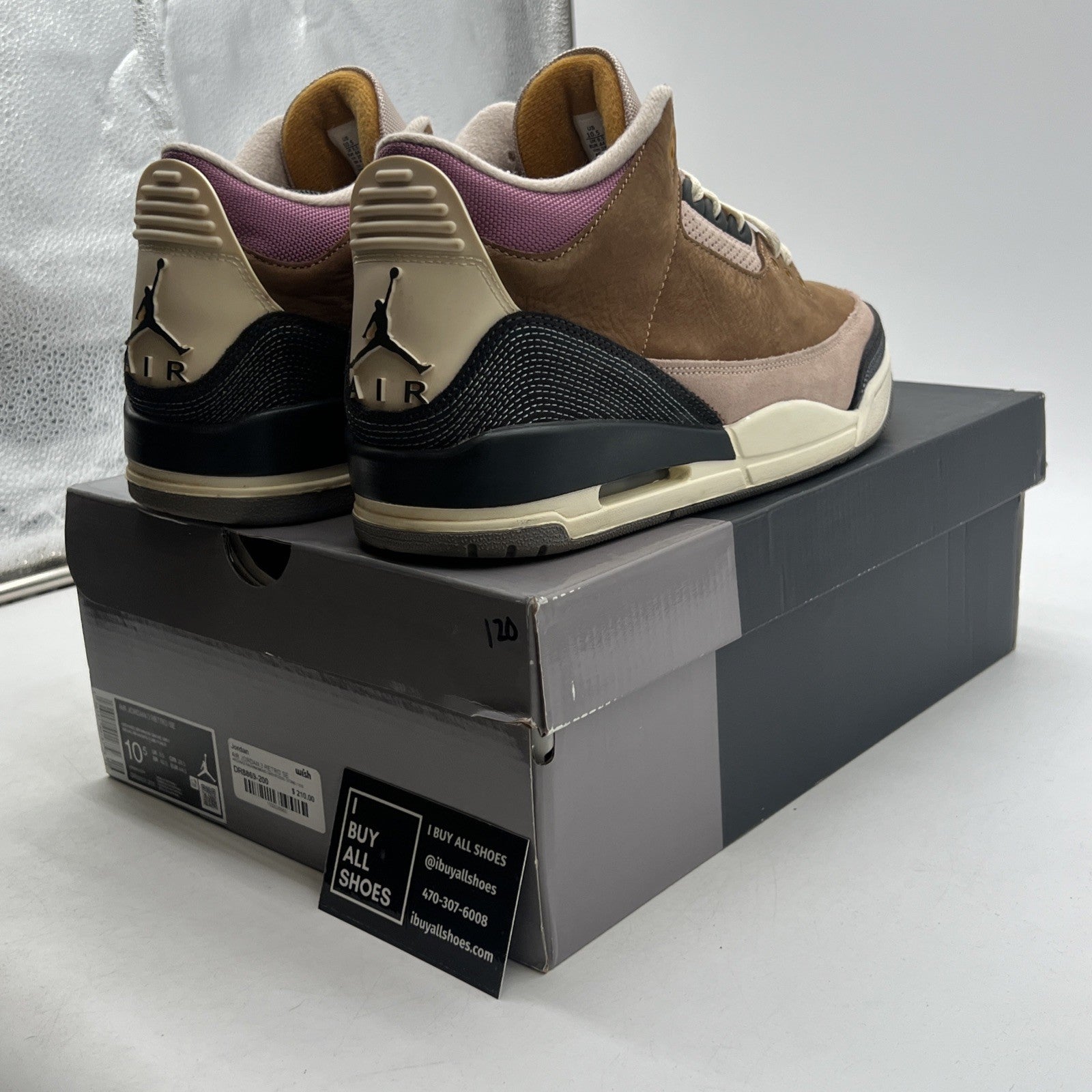 Size 10.5 - Air Jordan 3 Retro SE Winterized (DR8869-200)