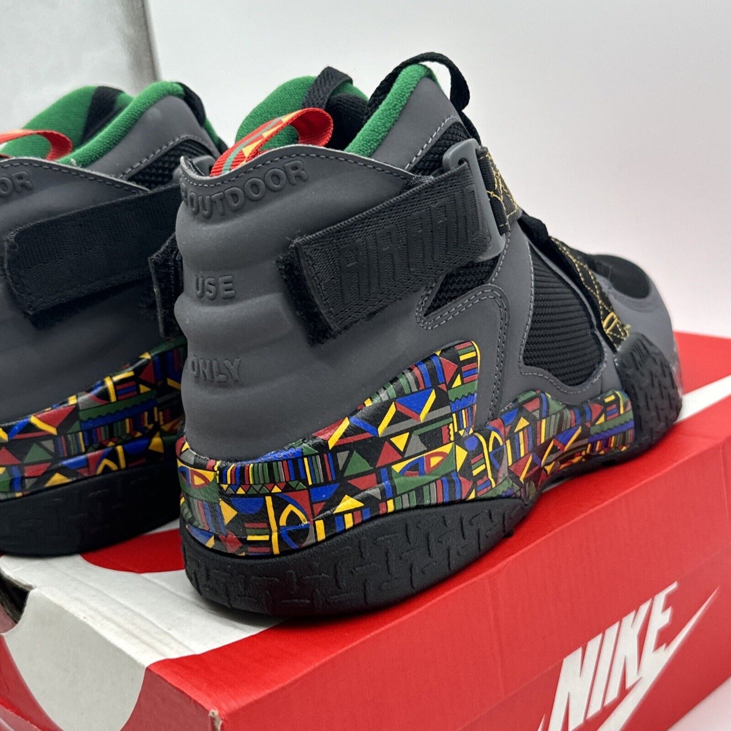 Size 8.5 - Nike Air Raid Urban Jungle Gym 2020 Dark Grey Multi Color Suede OG Al