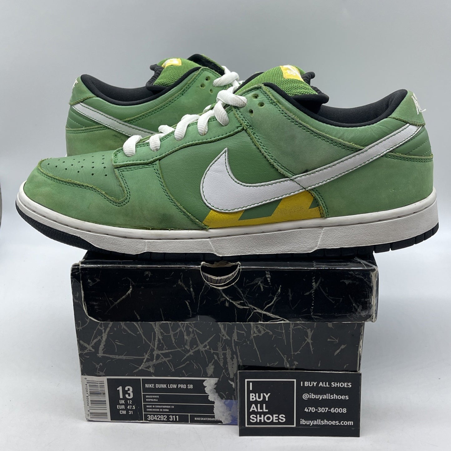 Size 13 - Nike Dunk Pro SB Low Taxi Series Tokyo (304292-311)