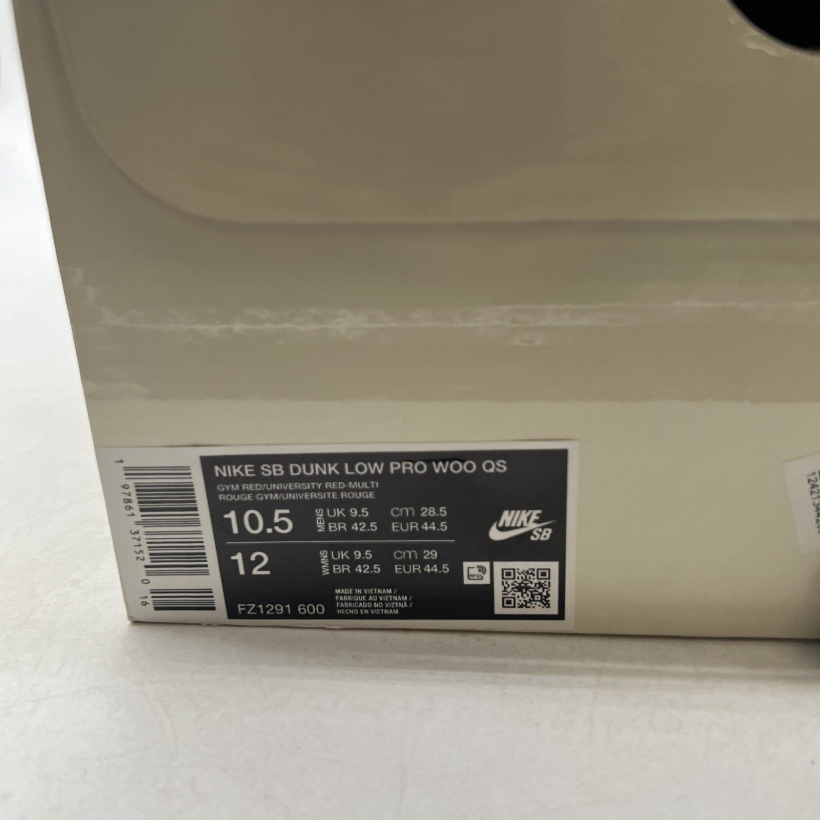 Size 10.5 - Nike The Wizard of Oz x Dunk SB Low Poppy Field (FZ1291-600)