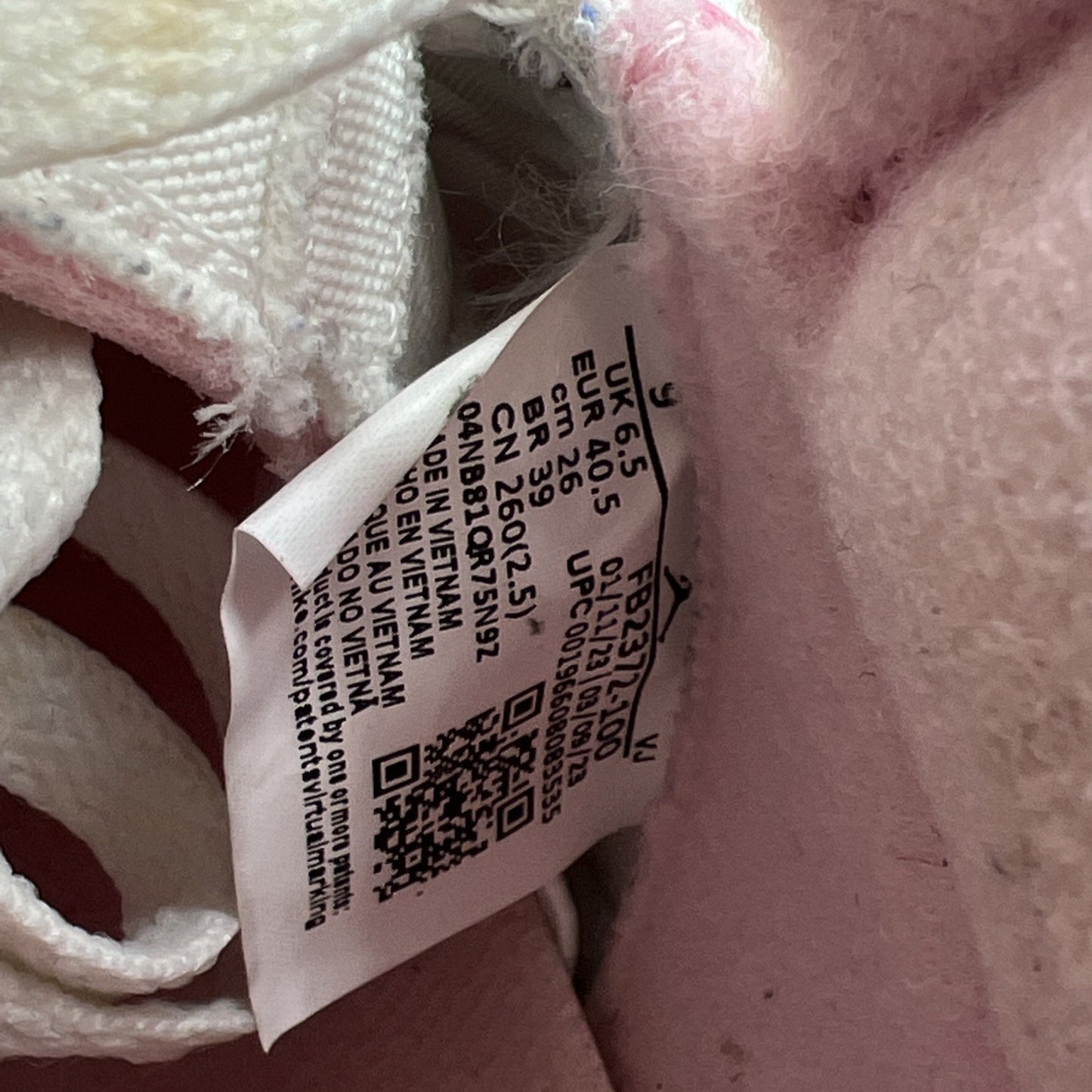 Size 9 - Air Jordan 2 Retro Soft Pink W (FB2372-100)