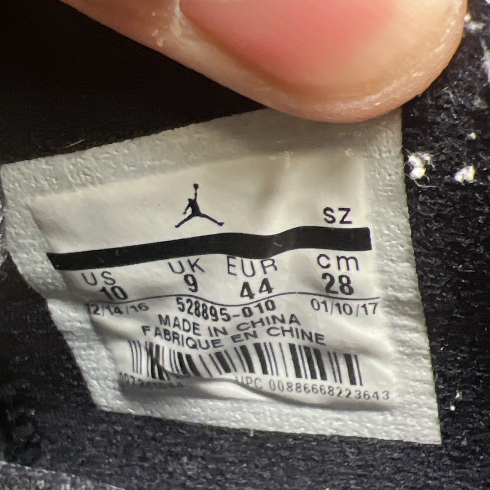 Size 10 - Air Jordan 11 Retro Low Barons (528895-010)