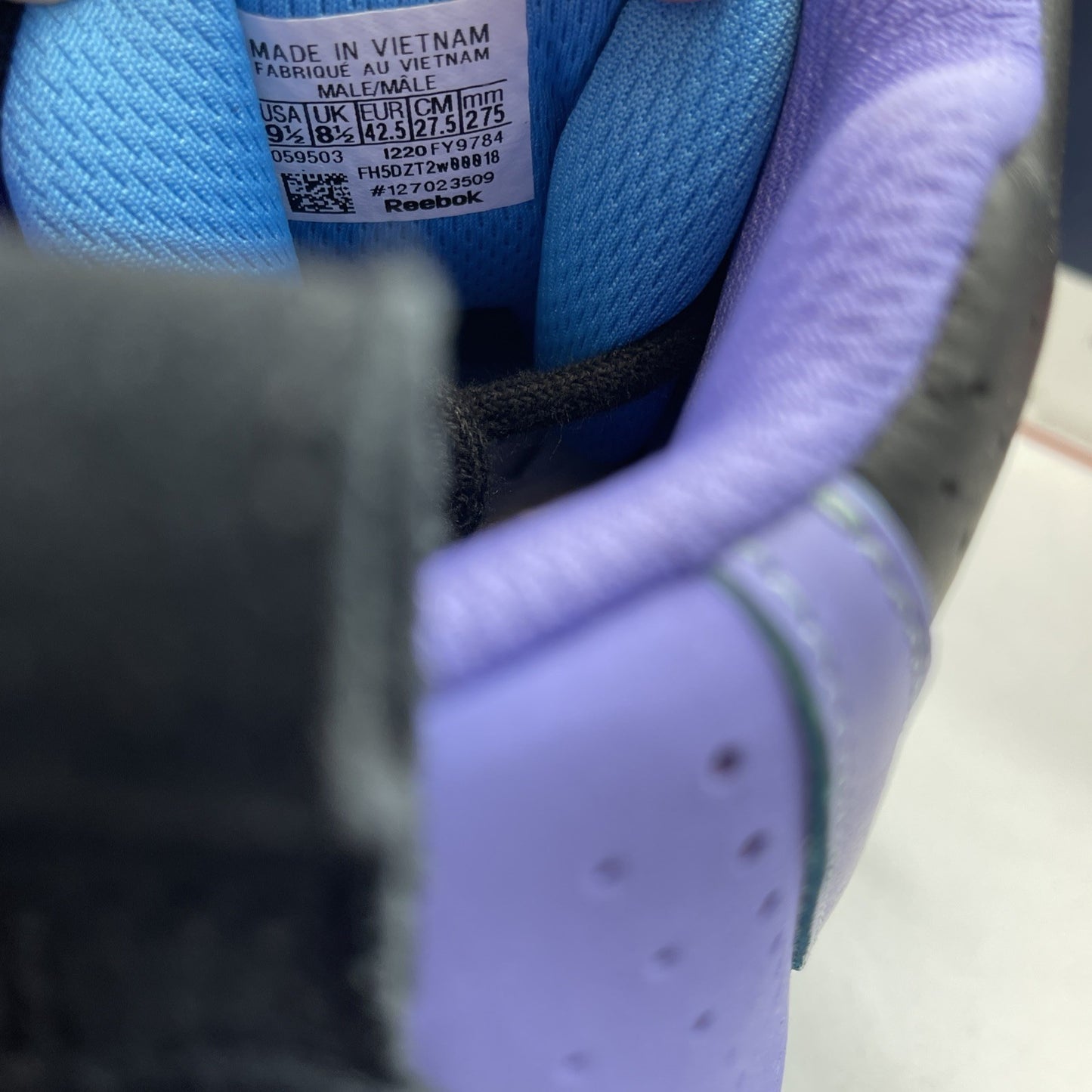 Size 9.5 - Reebok Kamikaze 2 Mid Ombre Pack - Digital Glow Purple (FY9784)