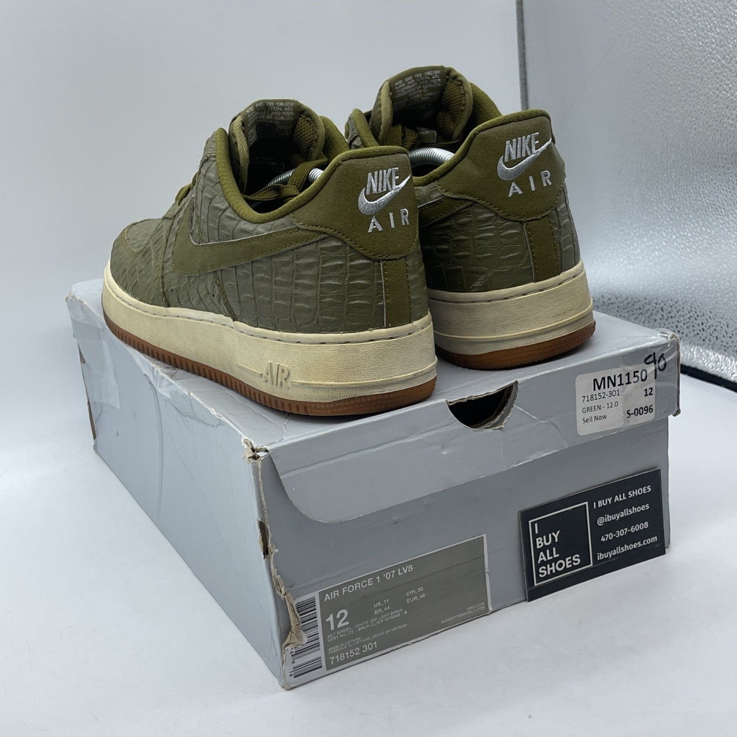 Size 12 - Nike Air Force 1 '07 LV8 Low Militia Green Leather (718152-301)