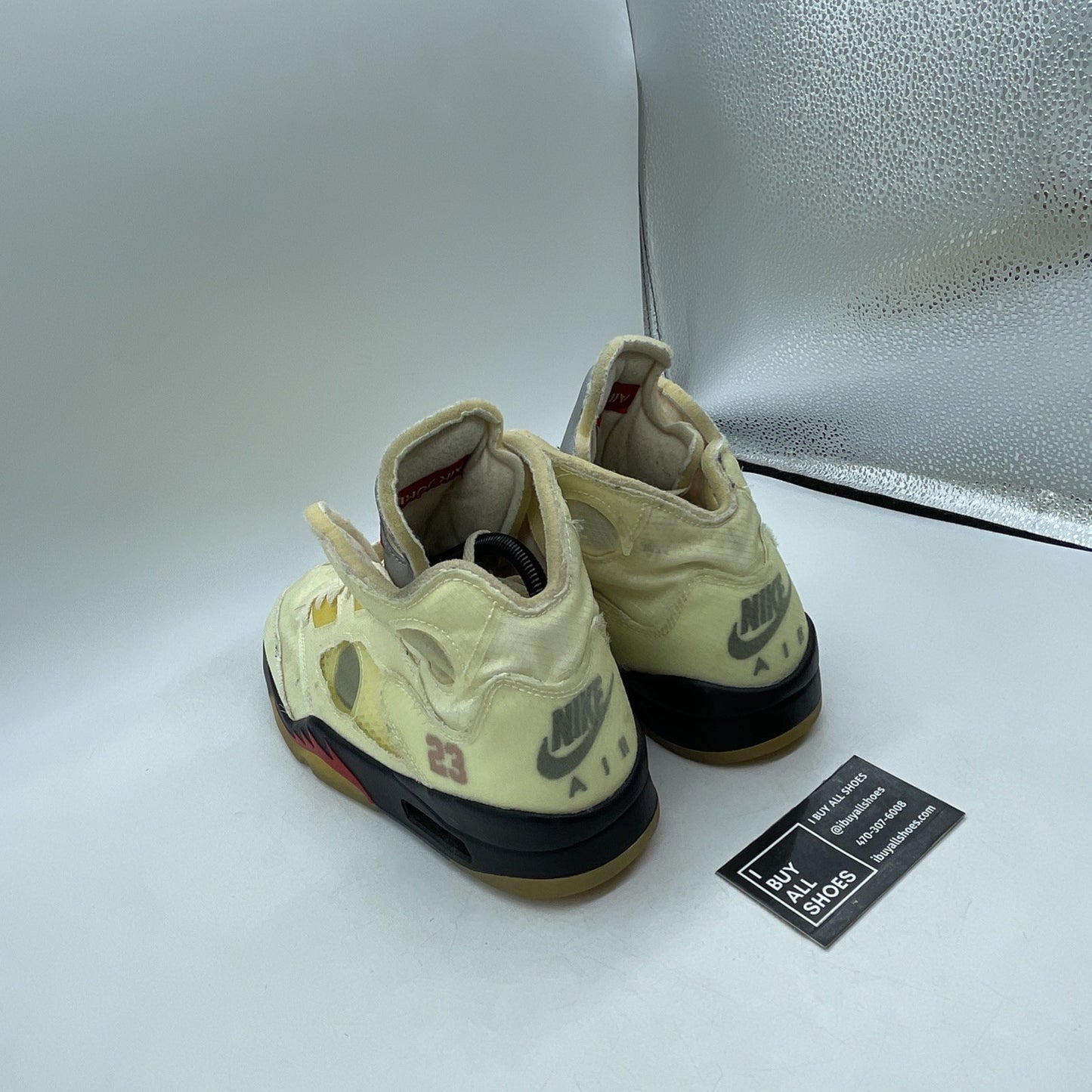 Size 9 - Air Jordan 5 SP x Off-White Mid Sail (DH8565-100)