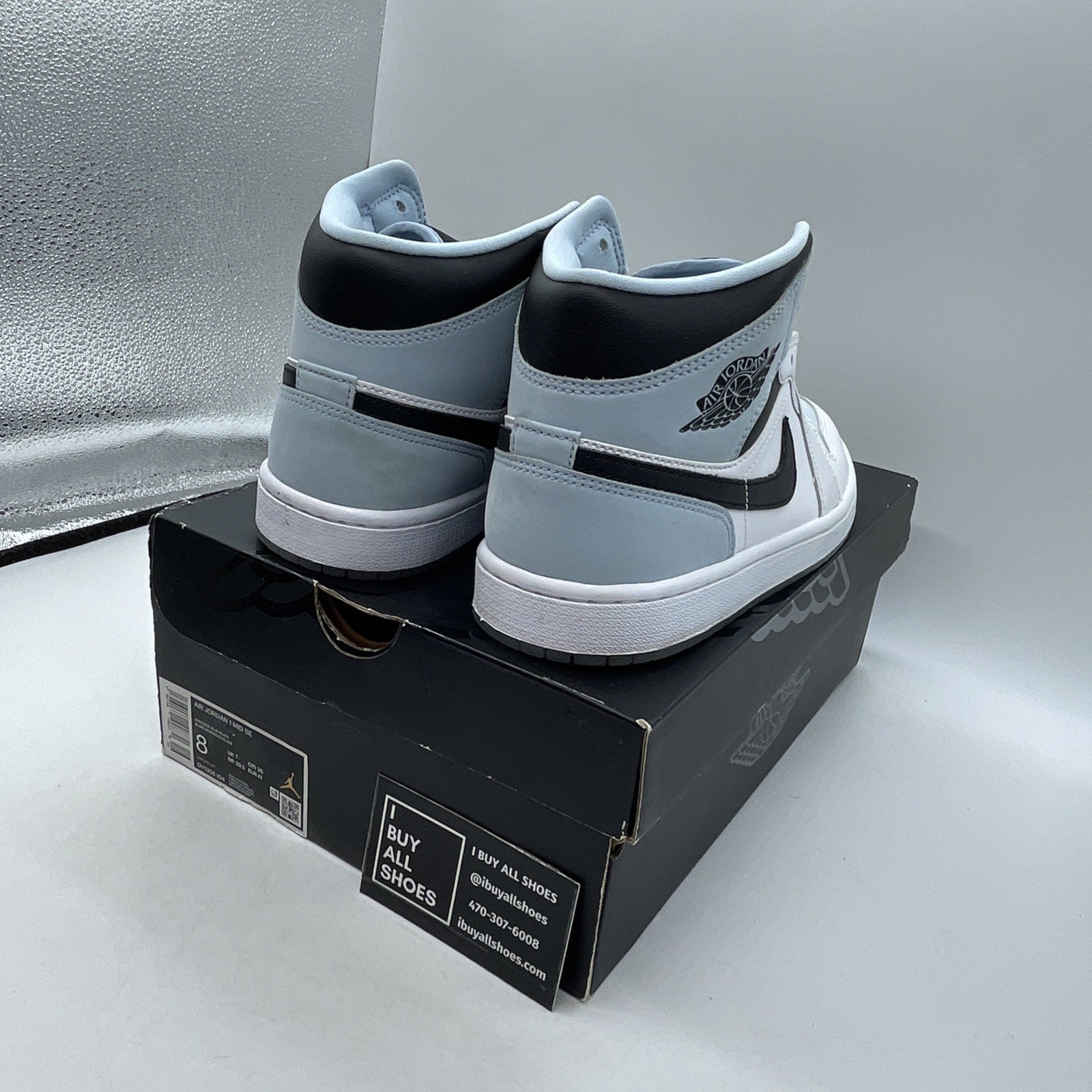 Size 8 - Air Jordan 1 Mid SE White Ice Blue (DV1308-104)