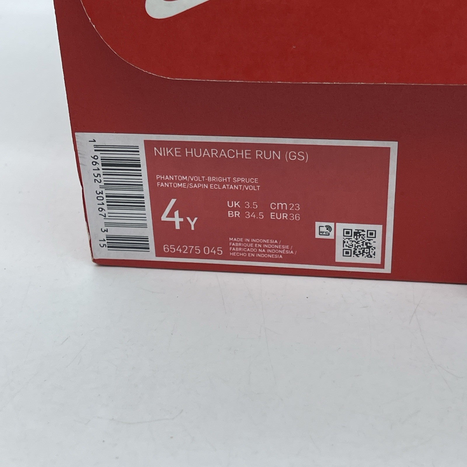 Size 4Y (GS) - Nike Huarache Run Low Bright Spruce Volt Suede (654275-045)