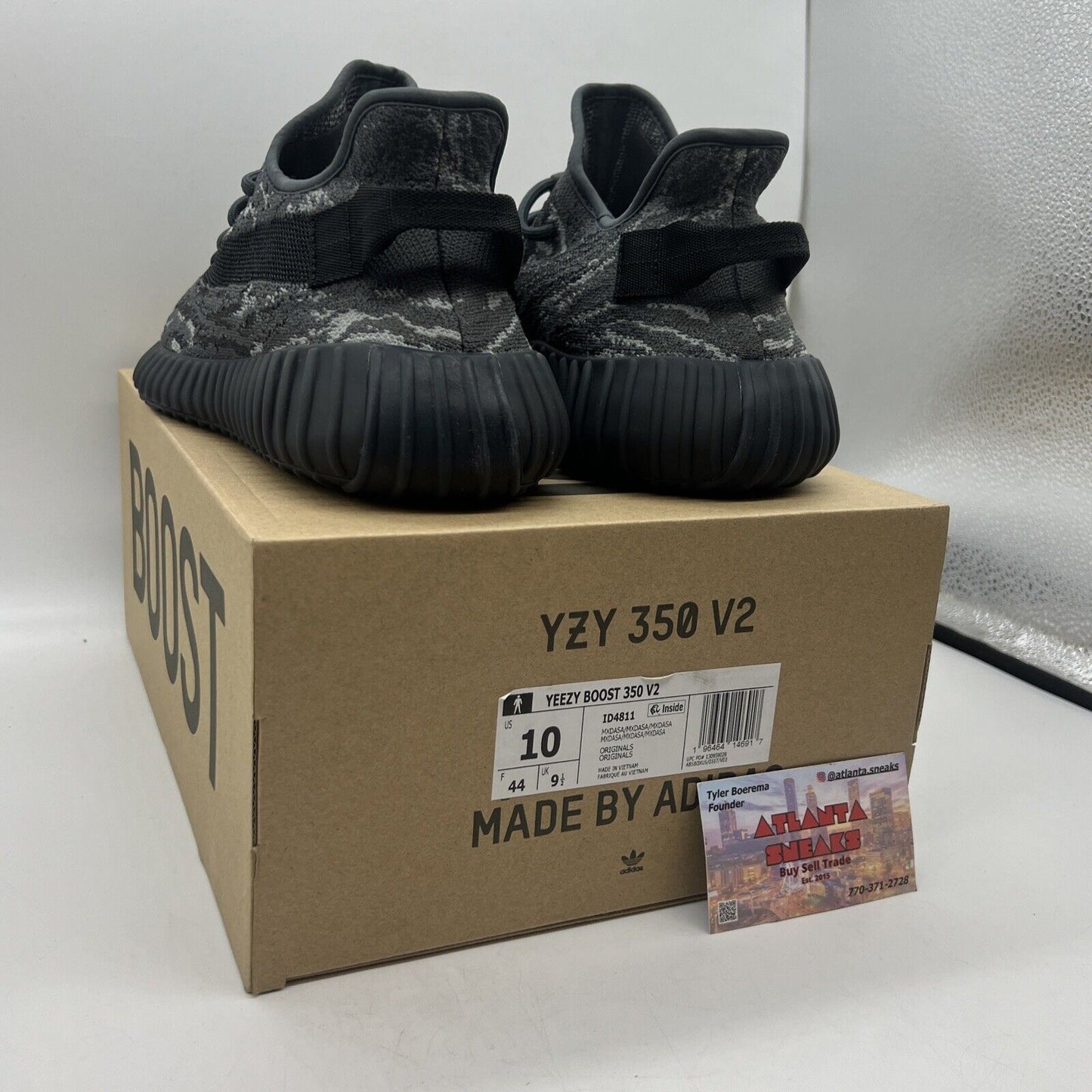 Size 10 - adidas Yeezy Boost 350 V2 Low MX Dark Salt Brand New Og All