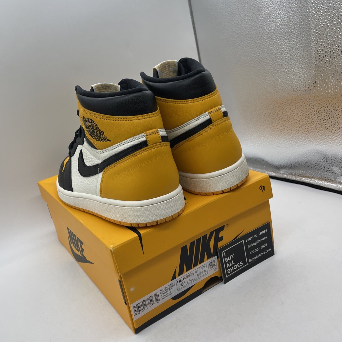 Size 9.5 - Jordan 1 Retro OG High Yellow Toe Black Leather (555088-711)