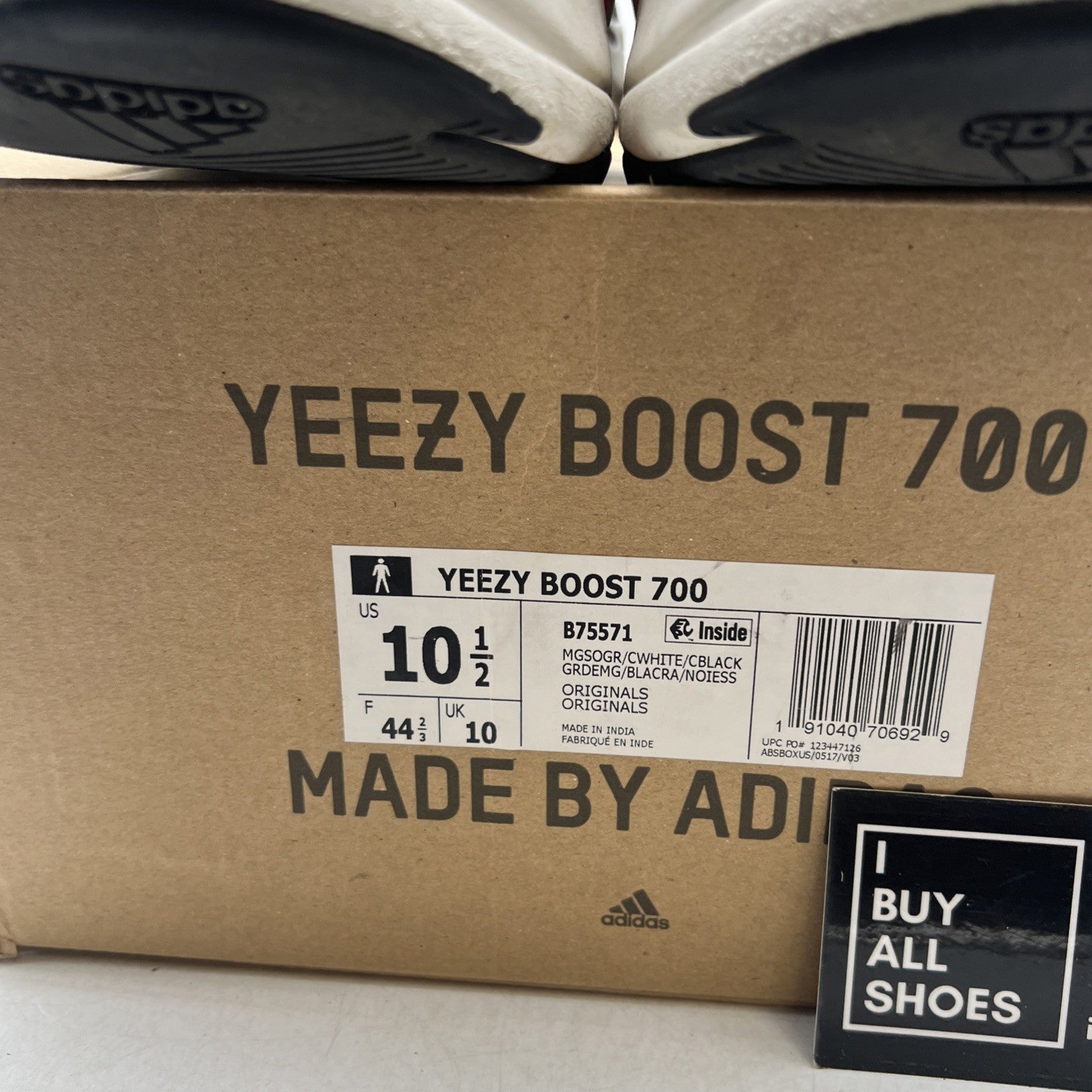 Size 10.5 - adidas Yeezy Boost 700 Low Wave Runner (B75571)
