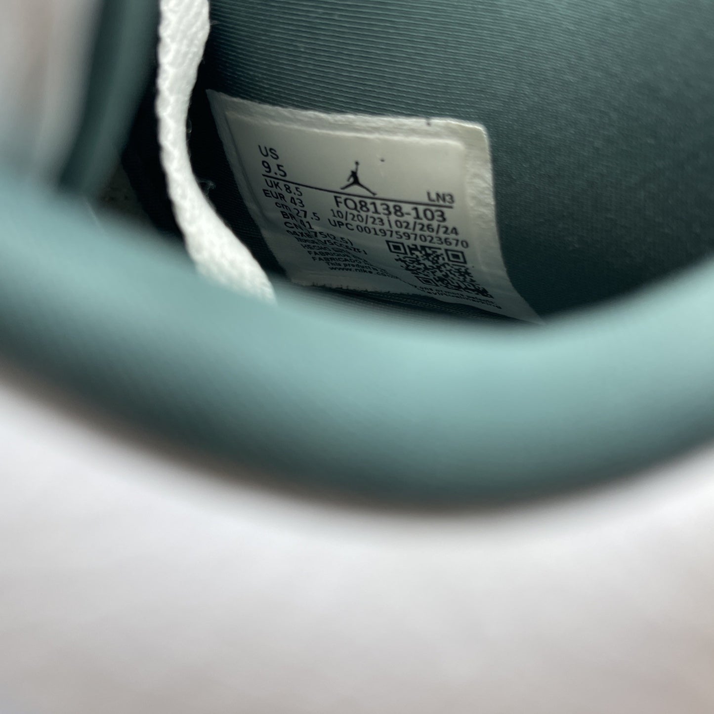 Size 9.5 - Air Jordan 4 Retro Oxidized Green White Leather (FQ8138-103)