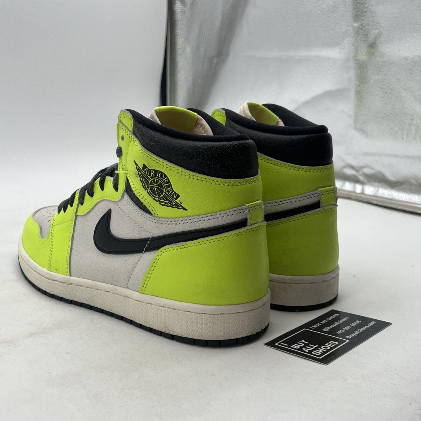 Size 10 - Air Jordan 1 Retro High OG Visionaire (555088-702)