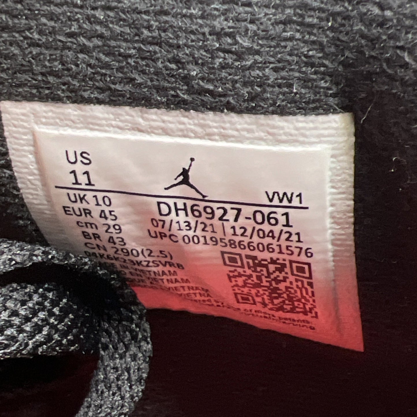 Size 11 - Air Jordan 4 Retro Mid Infrared (DH6927-061)