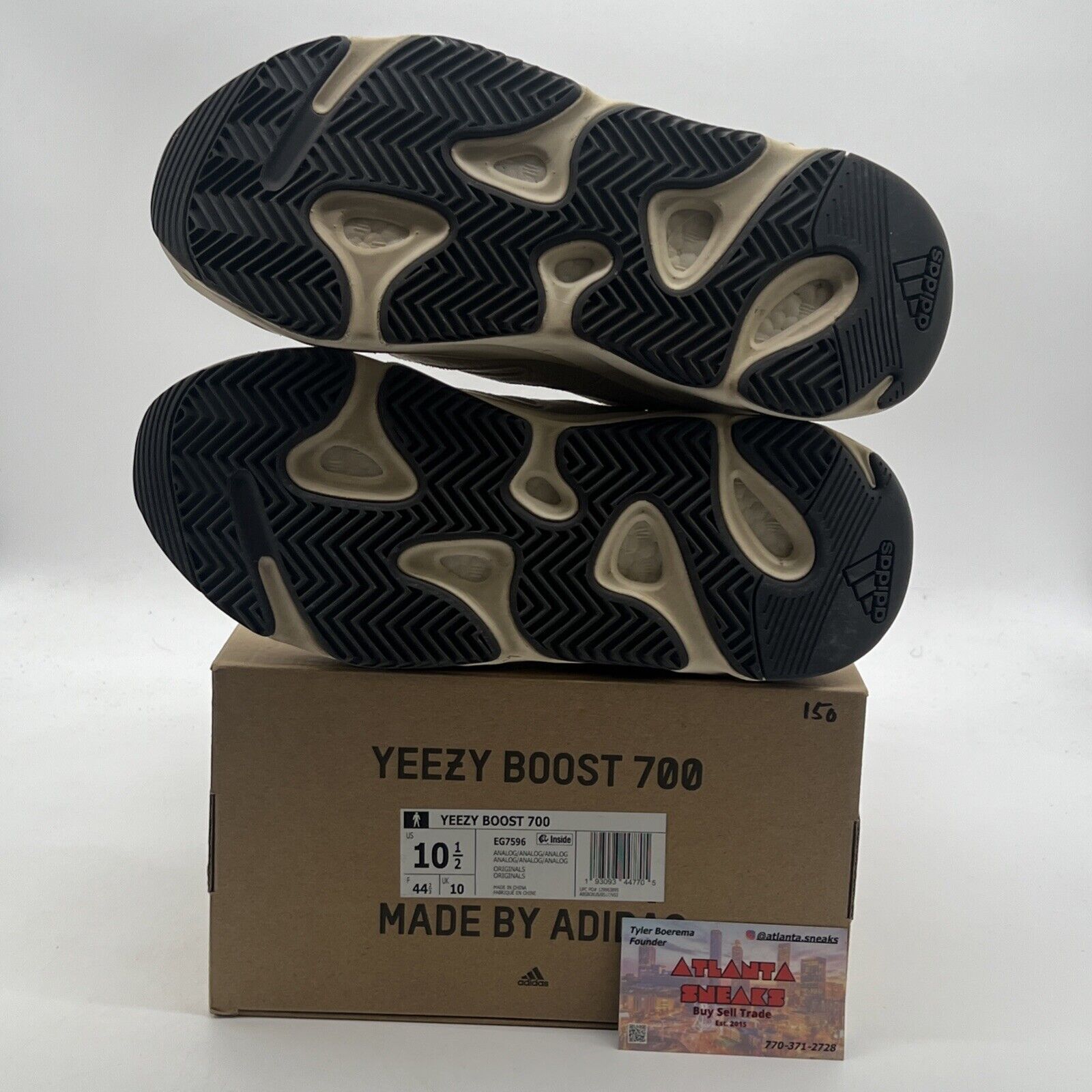 Size 10.5 - Adidas Yeezy Boost 700 Low Analog (EG7596)