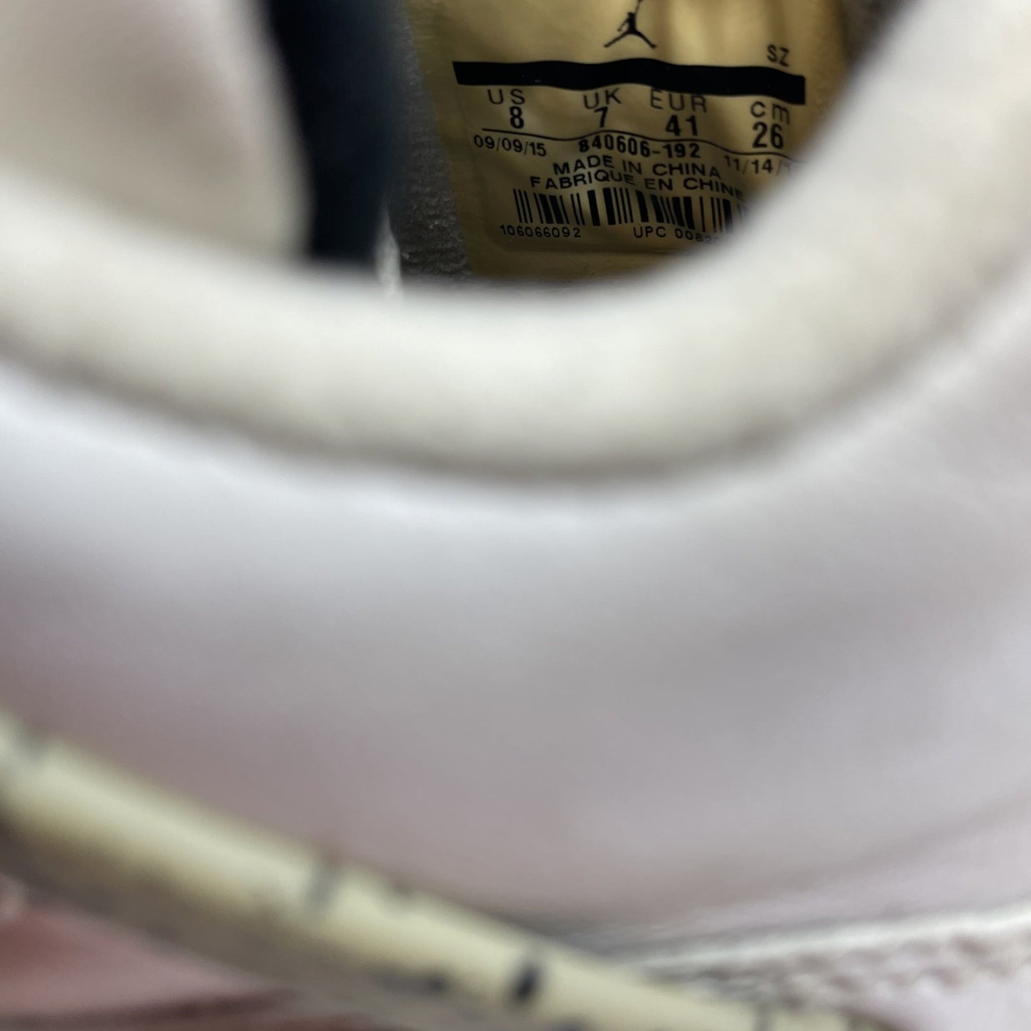 Size 8 - Jordan 4 Retro OG Mid White Cement Grey Leather (840606-192)