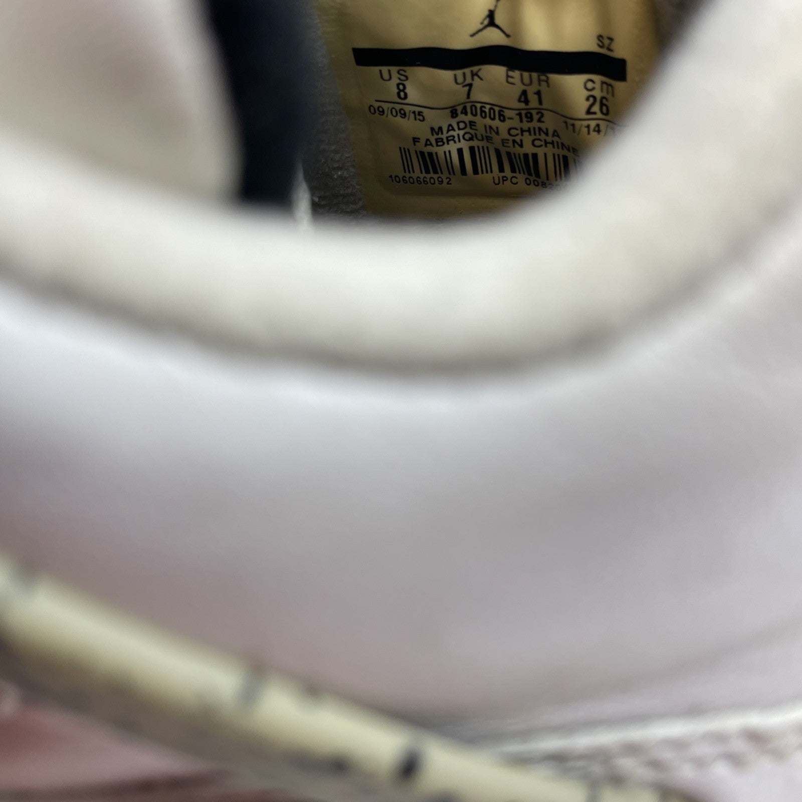 Size 8 - Jordan 4 Retro OG Mid White Cement Grey Leather (840606-192)