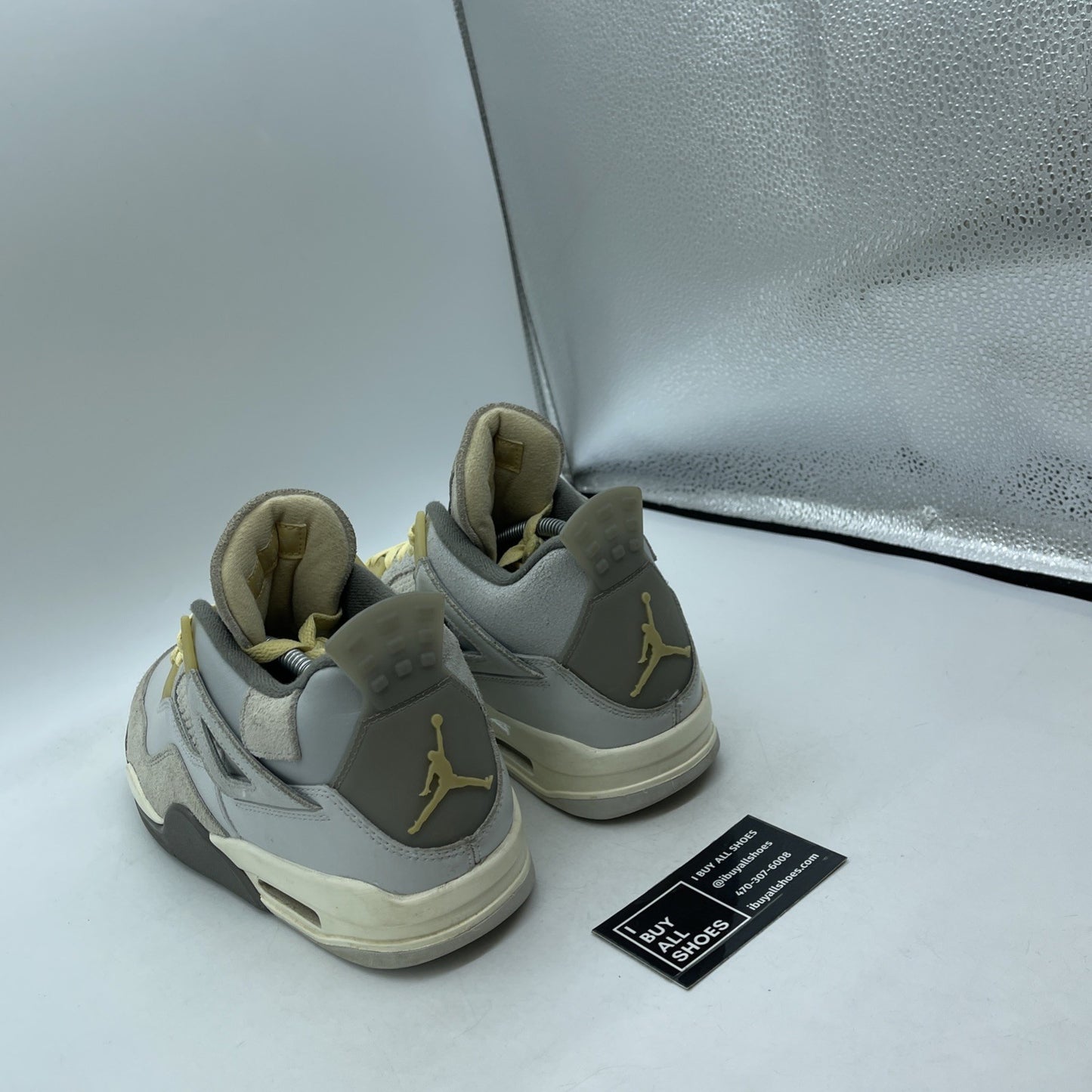Size 9.5 - Jordan 4 Retro SE Low Craft Grey Suede Leather (DV3742-021)