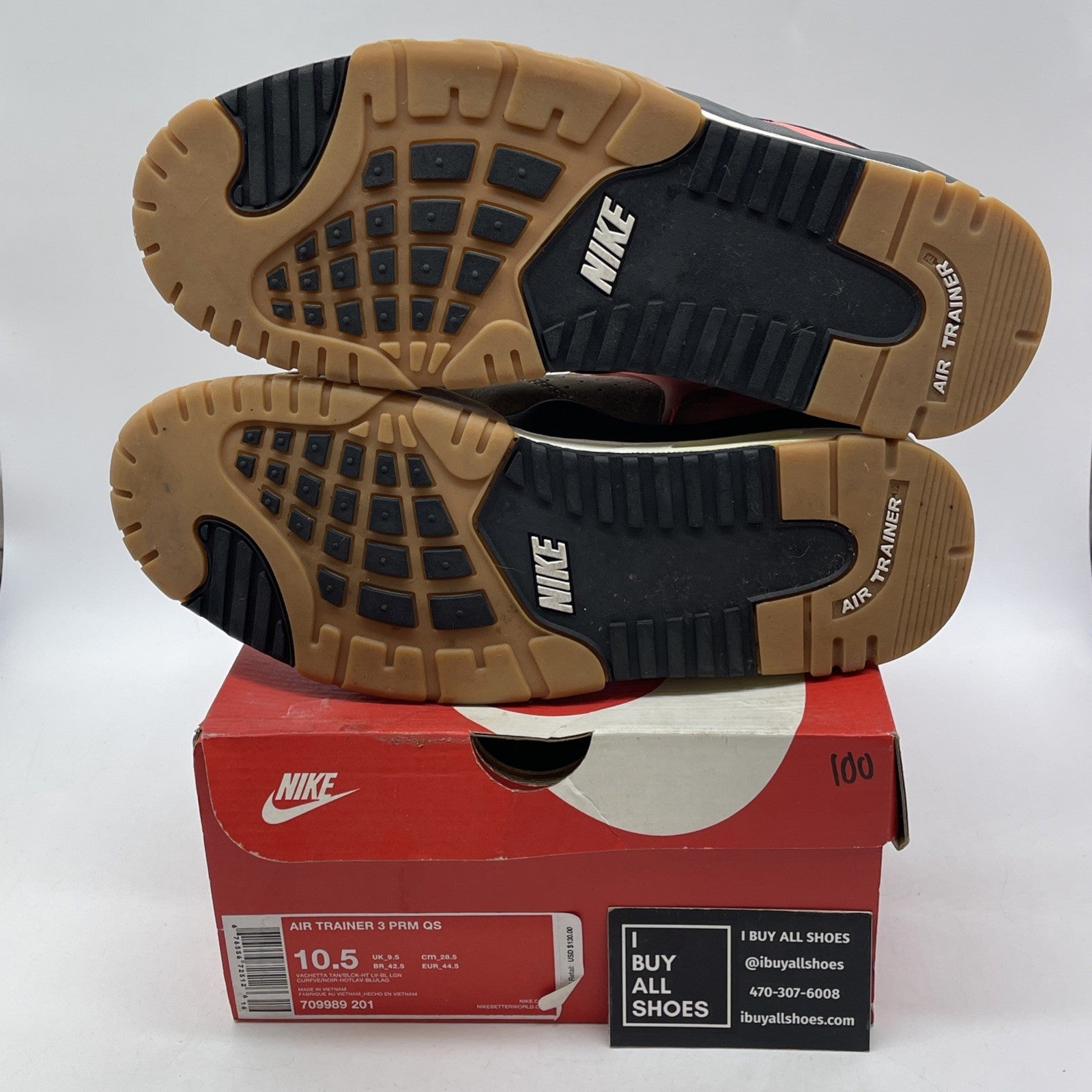 Size 10.5 - Nike Air Trainer 3 Premium Super Bowl Brown Suede (709989-201)