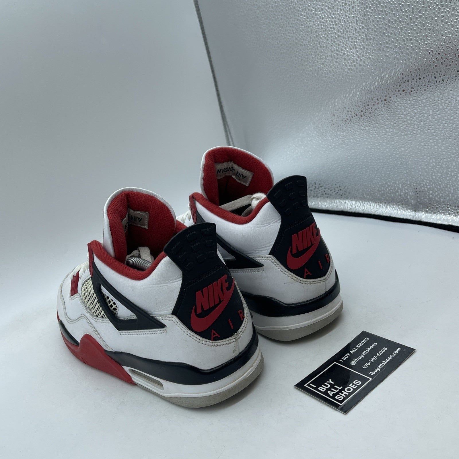 Size 10.5 - Jordan 4 Retro OG Mid Fire Red Black Leather (DC7770-160)