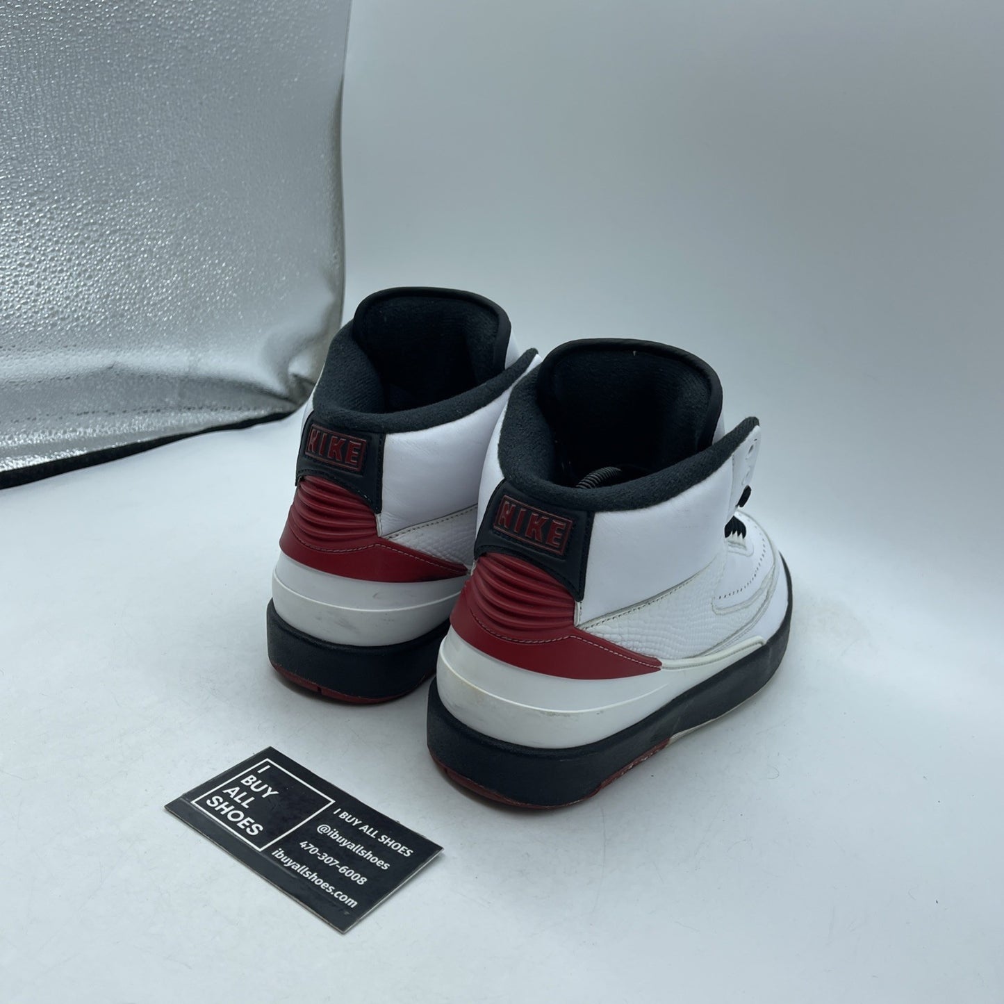 Size 7Y - Air Jordan 2 Retro Mid Chicago (DX2591-106)